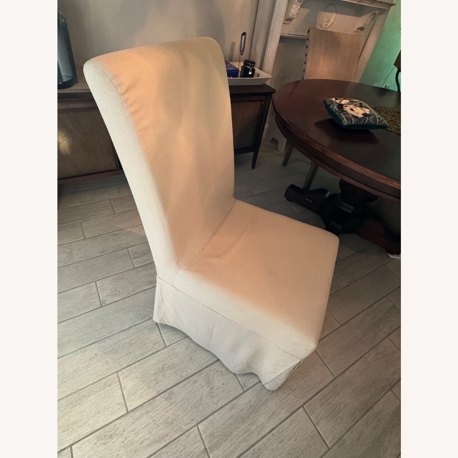 Vintage/Antique Pedastal Table Dining Sets - image-5