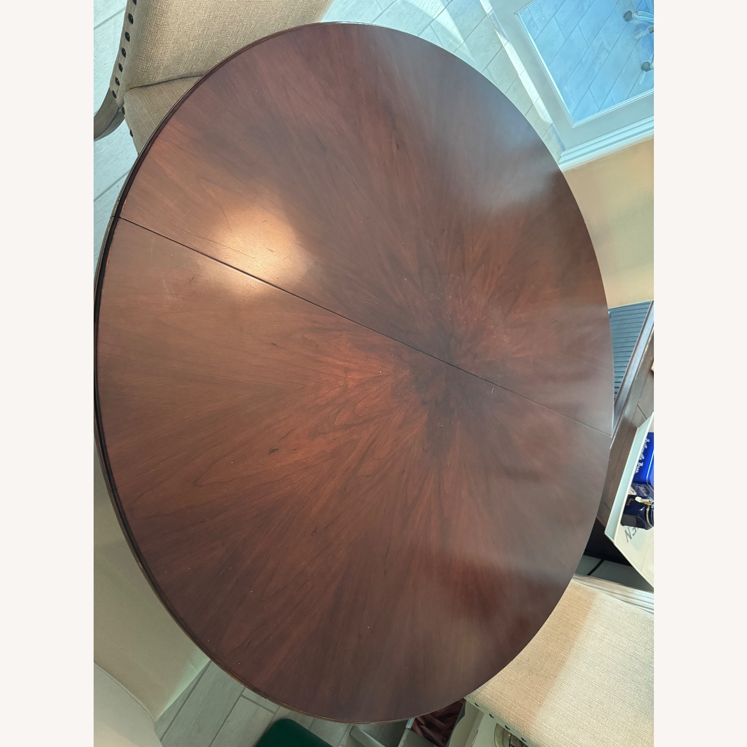 Vintage/Antique Pedastal Table Dining Sets - image-4