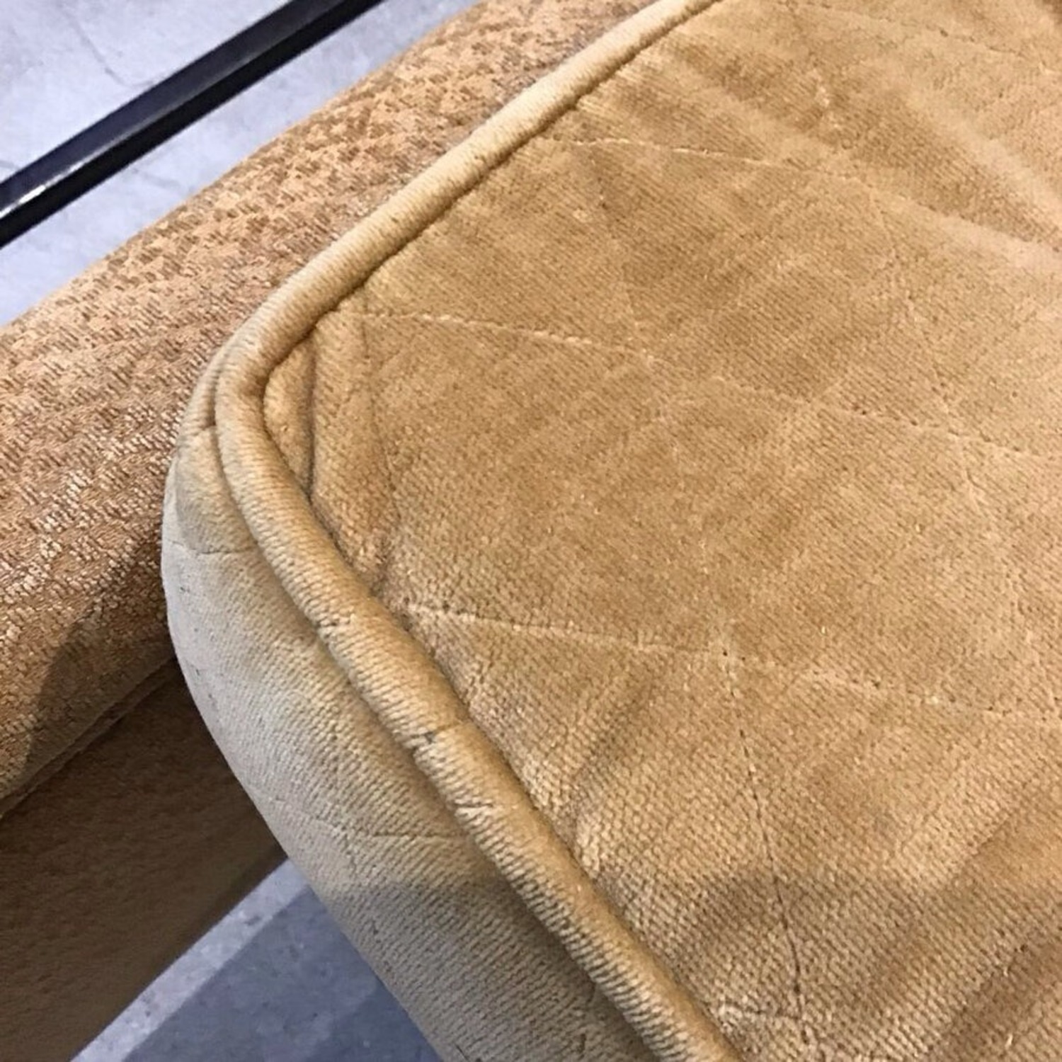 Traditional Upholstered Button Tufted Bench - image-7