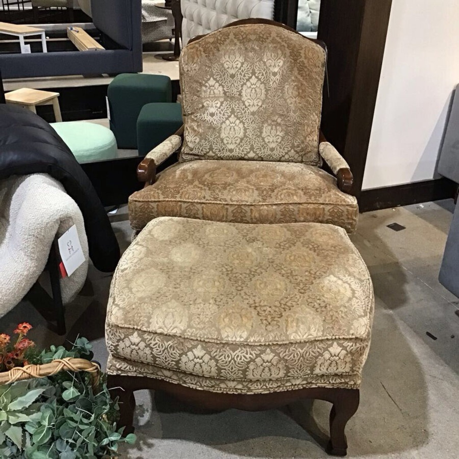 Hickory White Juliette Chair w Matching Ottoman - image-3