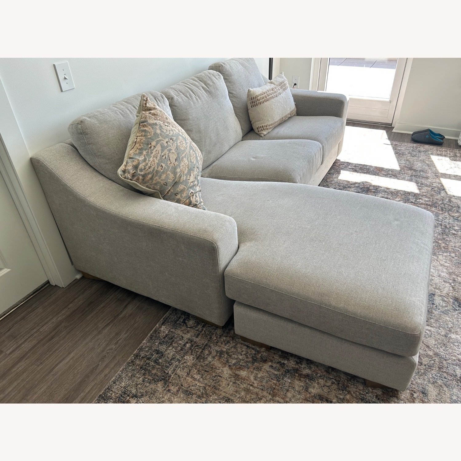 Thomasville Furniture Dillard Industries 3+ Seater Sofa - image-2