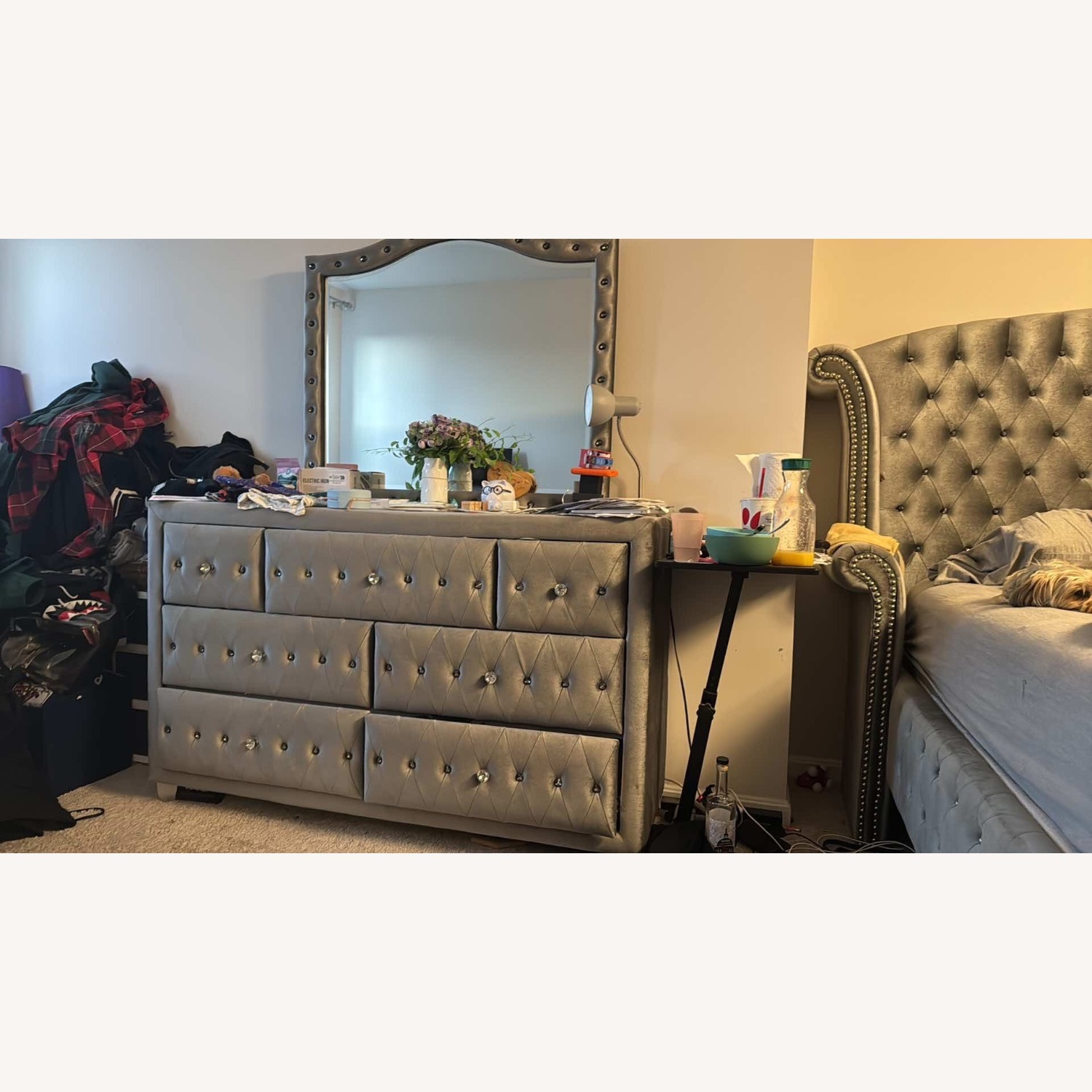 Coleman Furniture Light Gray Dresser - image-1