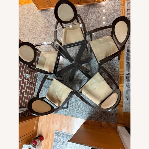 Used Contemporary Dining Set for sale on AptDeco