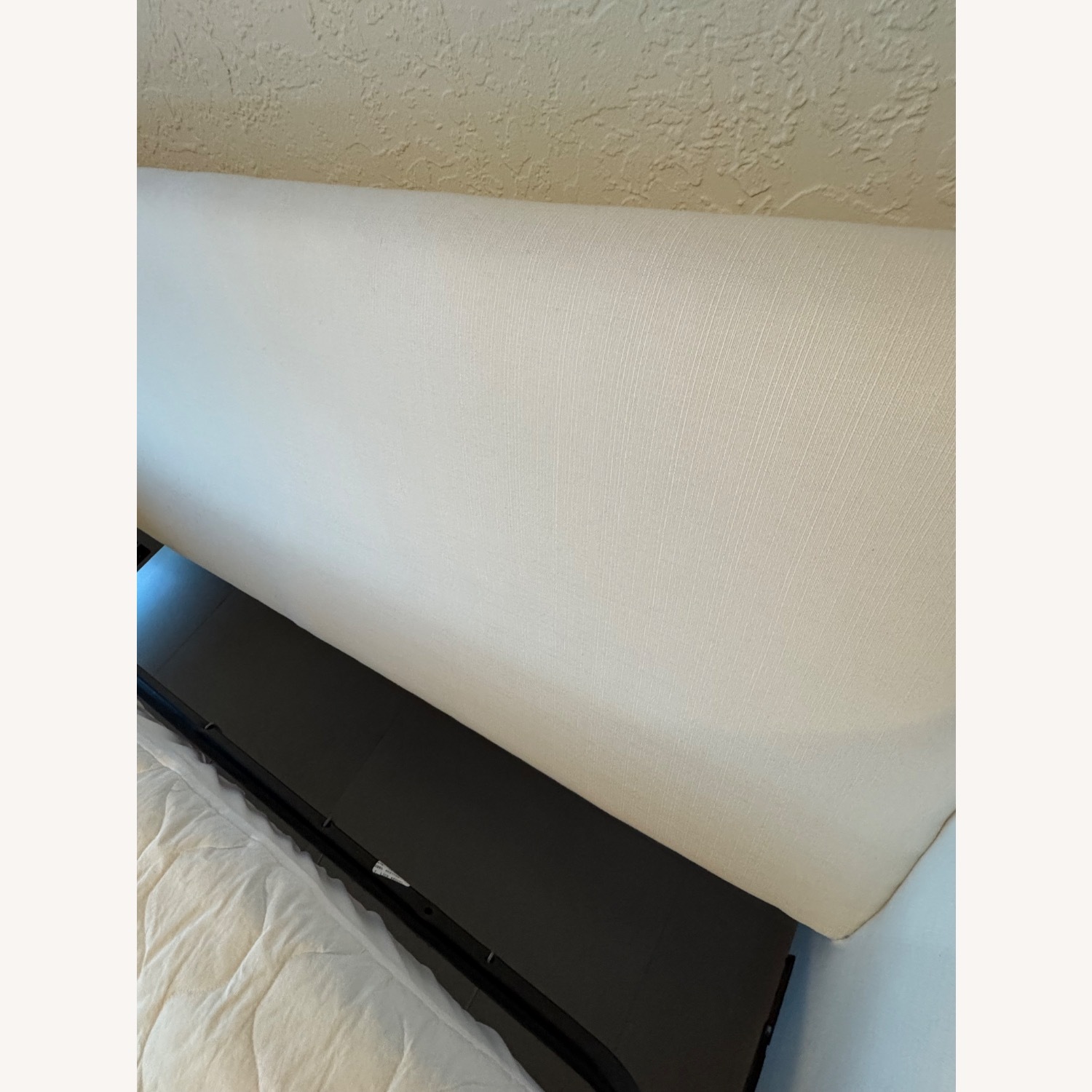 City Furniture White Fabric Loveseat - image-8