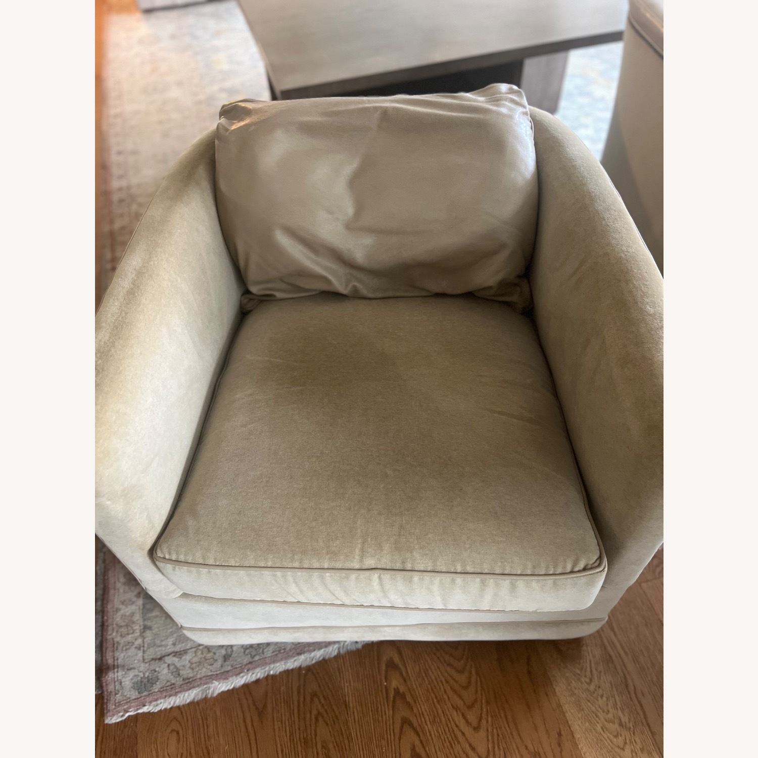 Taylor King Furniture Light Brown Accent Chairs - image-5