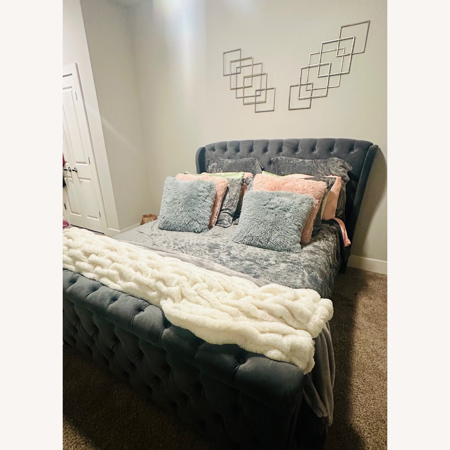 Wayfair Light Gray Velvet Queen Bed - image-5