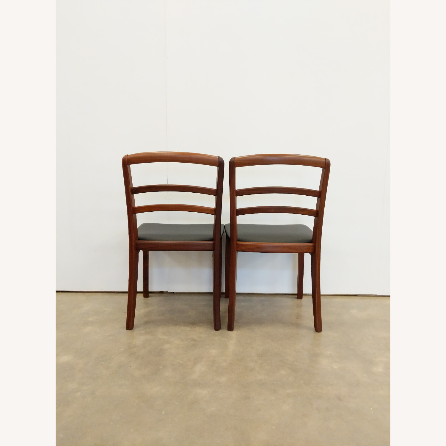 G Plan Pair of Vintage Mid Century Dining Chairs - image-3