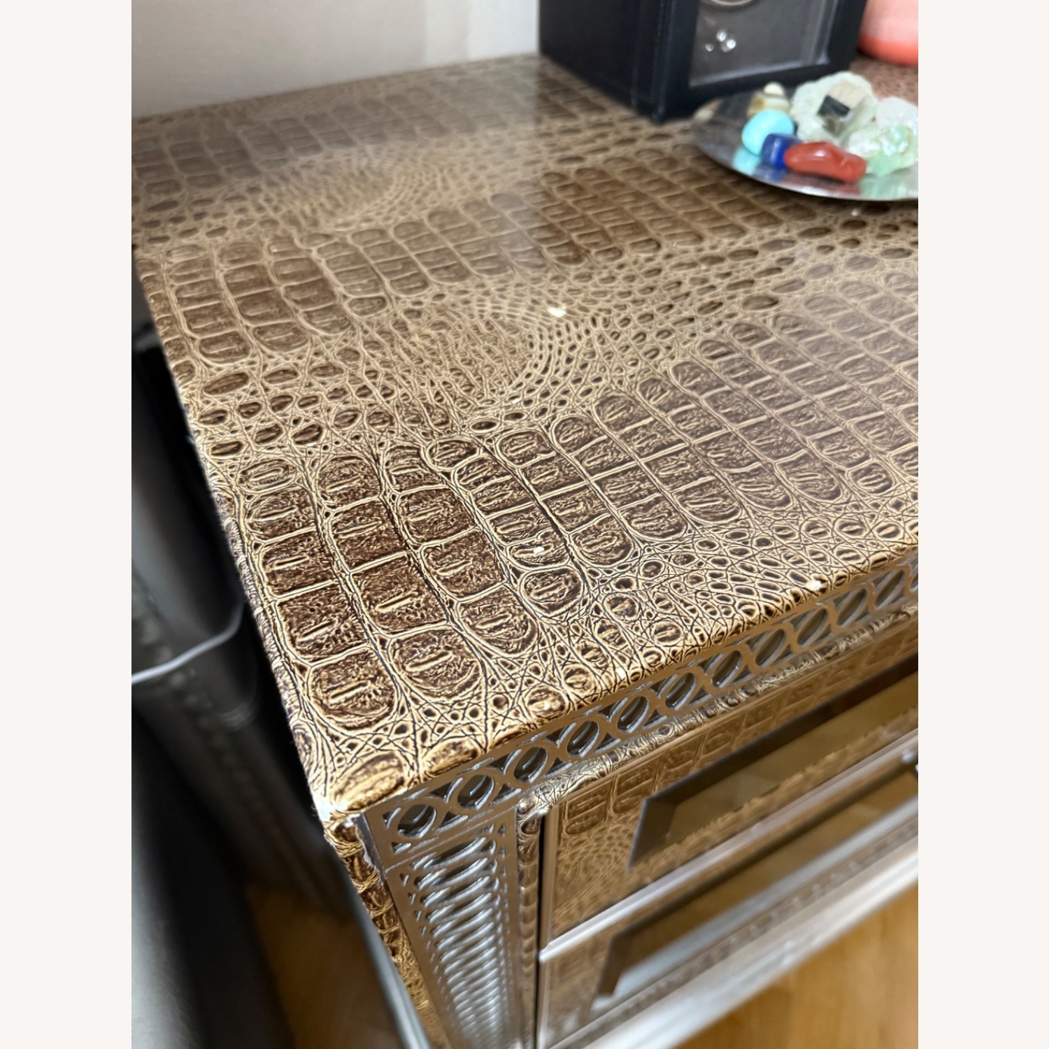 Michael Amini Furniture Designs Nightstands - image-7