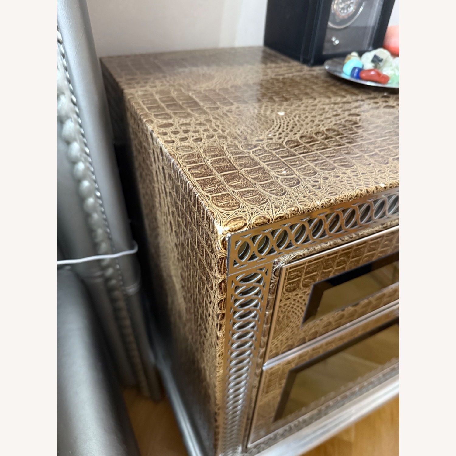 Michael Amini Furniture Designs Nightstands - image-8