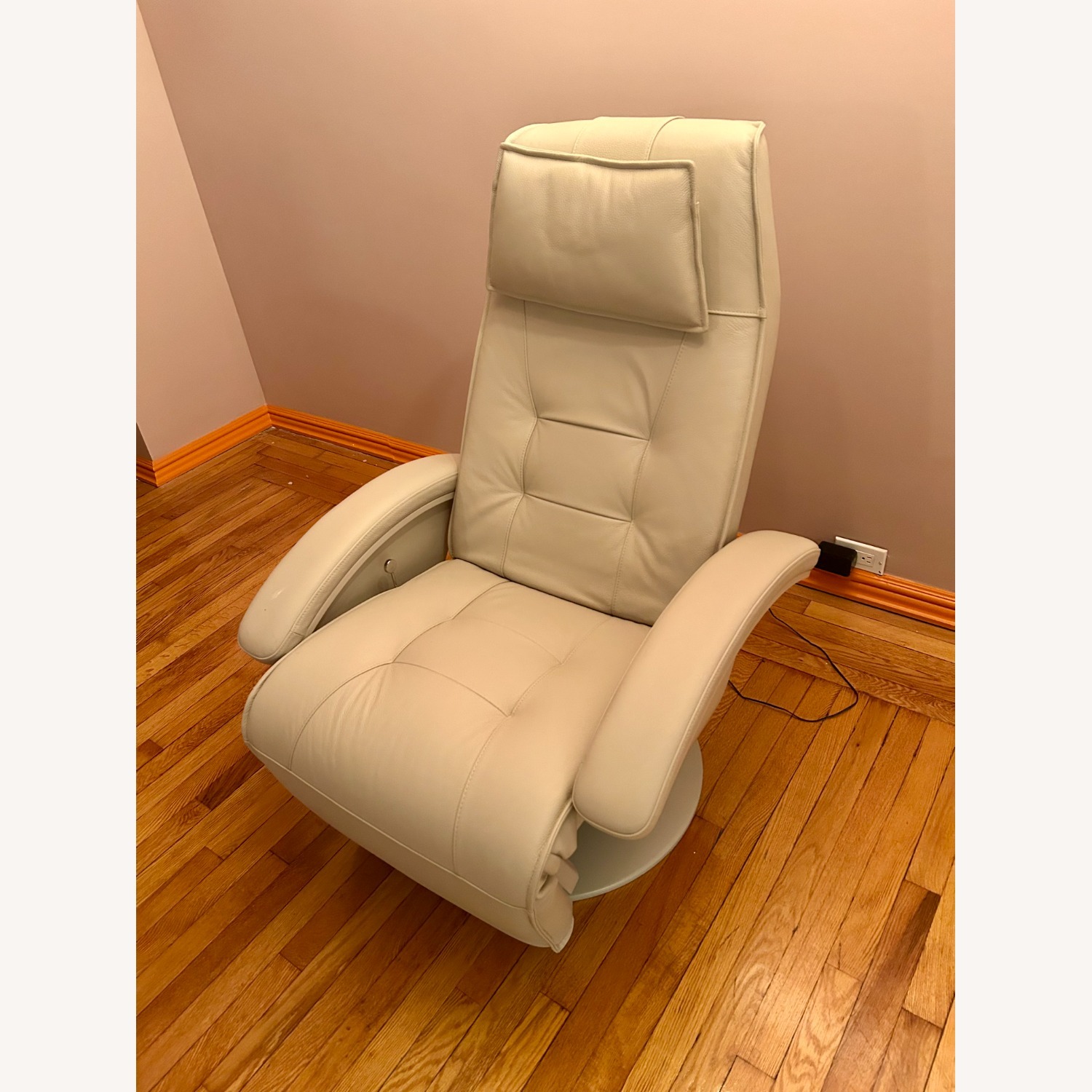 Roche Bobois Mistral Light Gray Leather Recliner - image-2