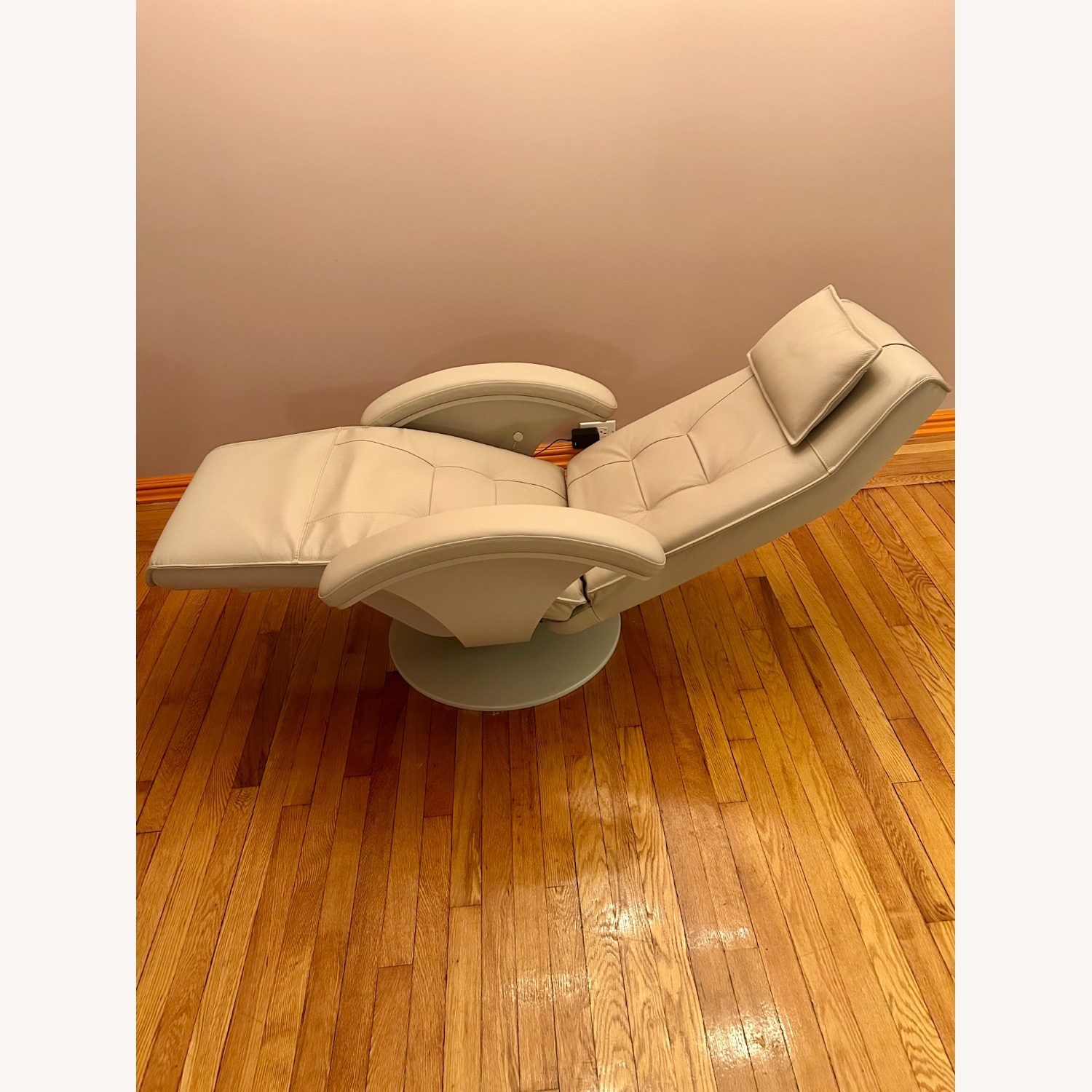 Roche Bobois Mistral Light Gray Leather Recliner - image-3