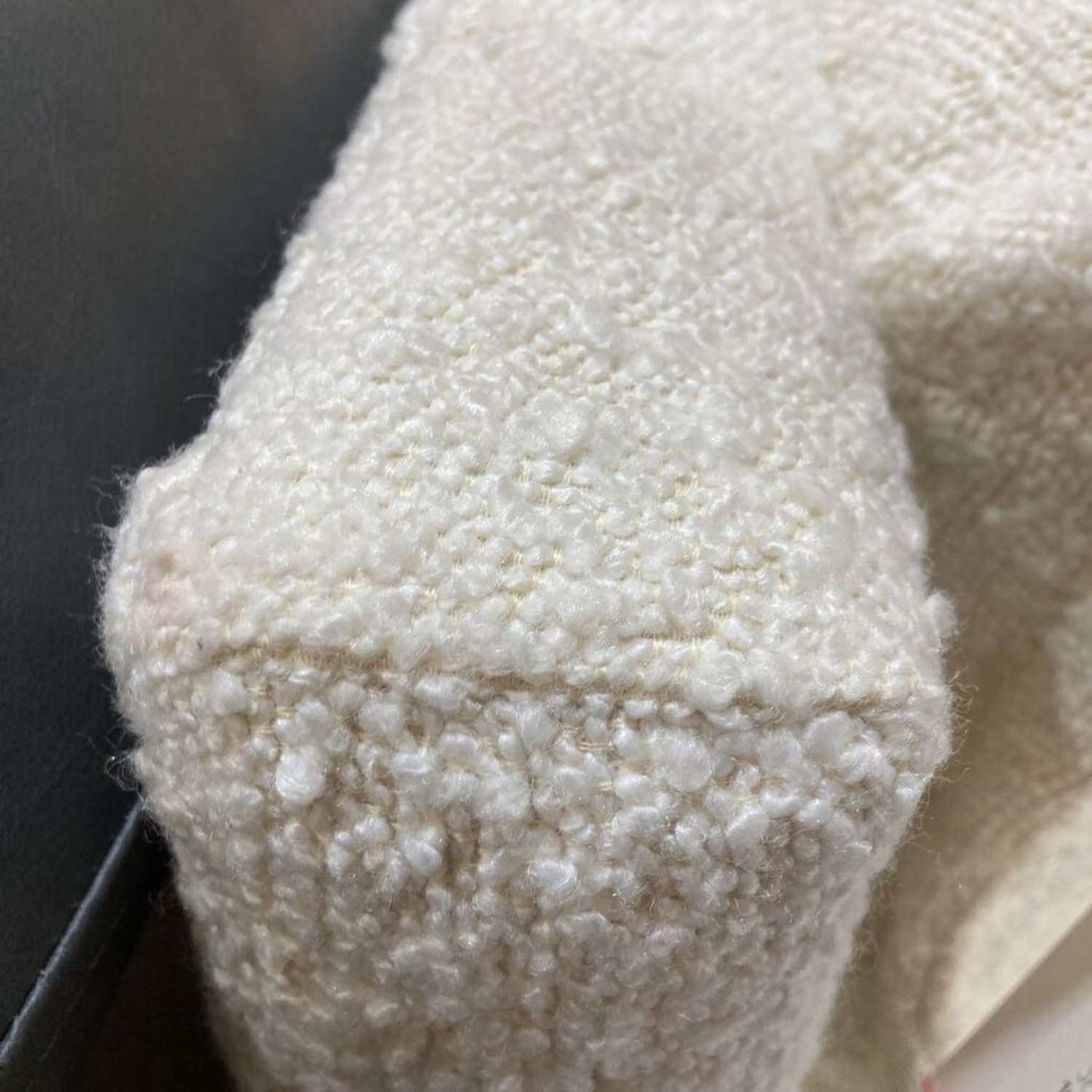 Oilo Swivel Nursery Recliner Cloud White - image-10