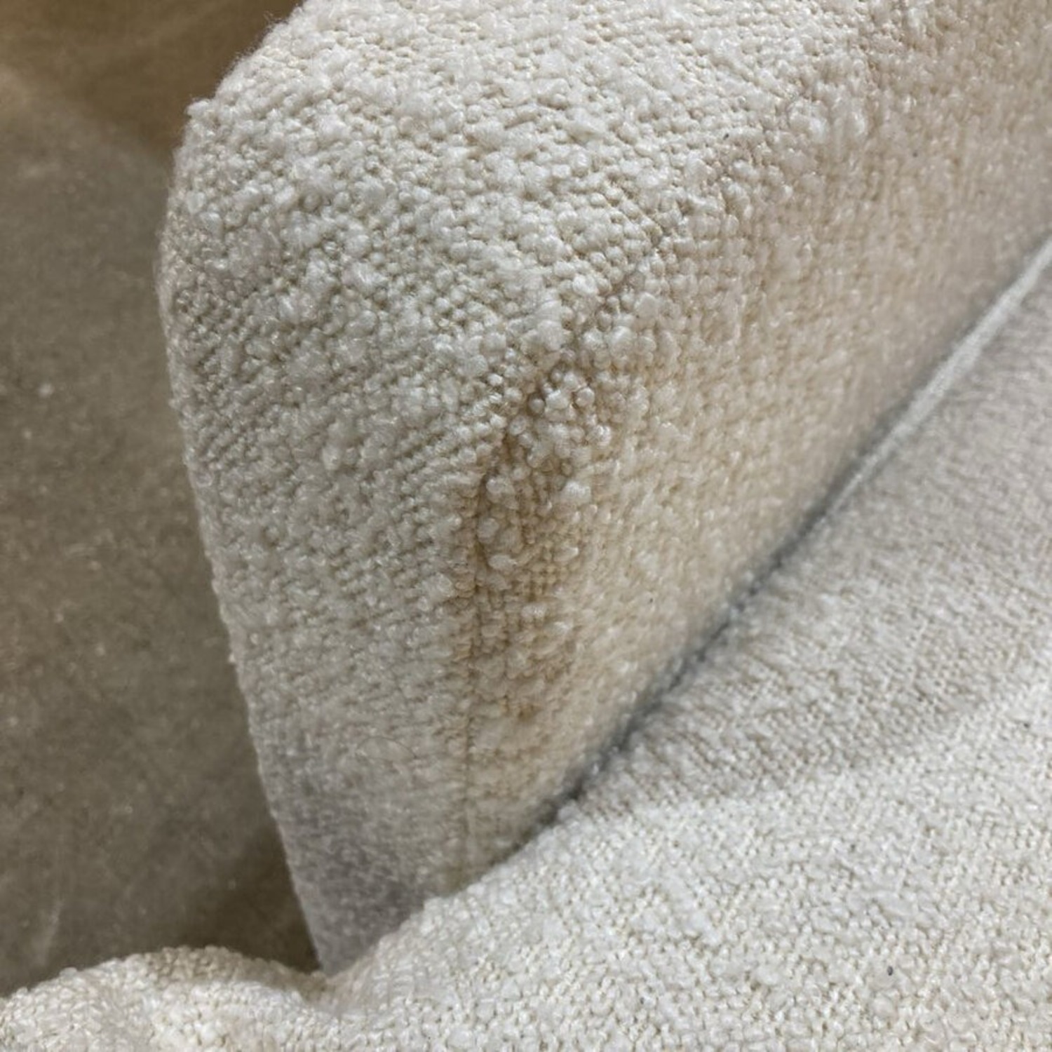 Oilo Swivel Nursery Recliner Cloud White - image-8