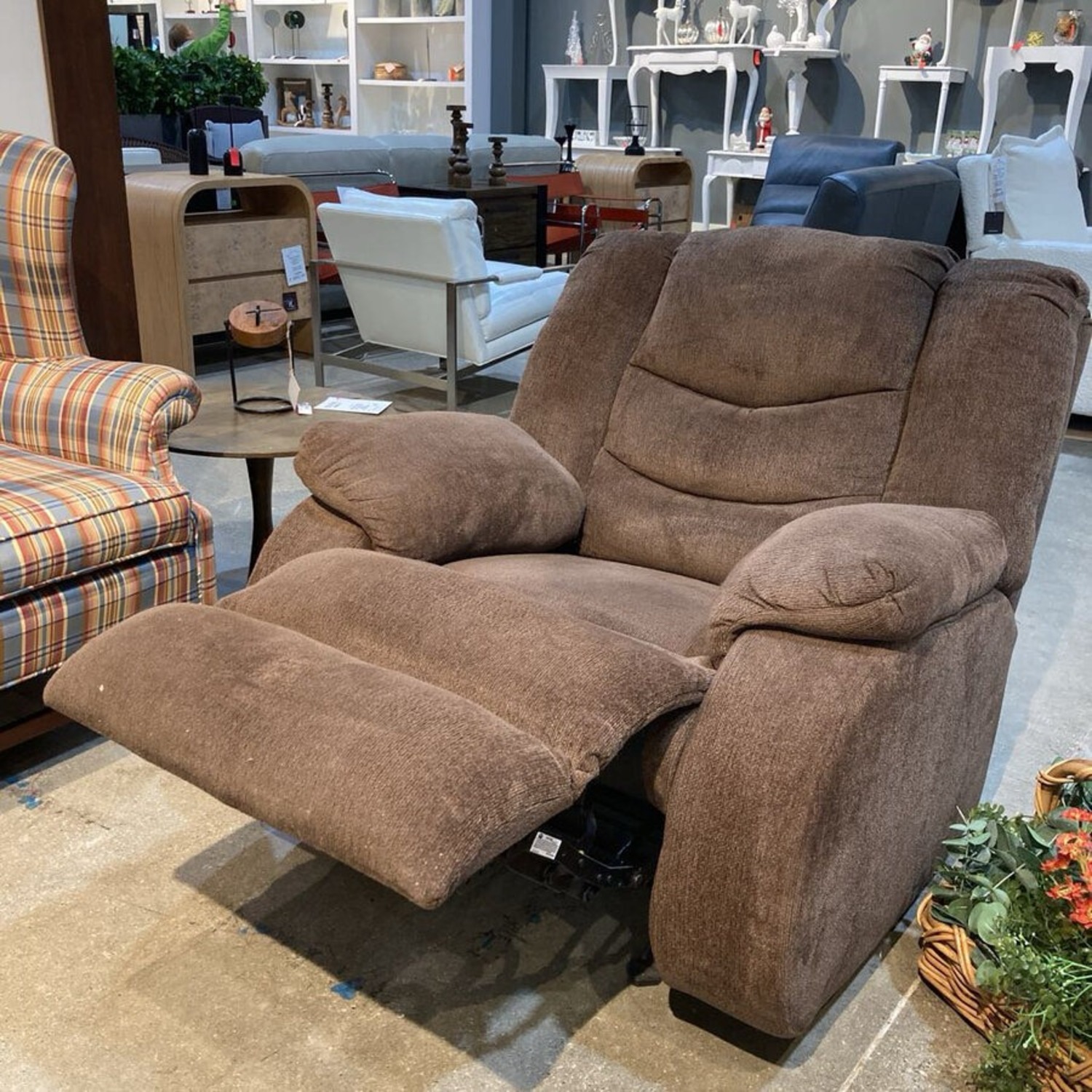 Ashley Furniture Partymate Manual Recliner  - image-9