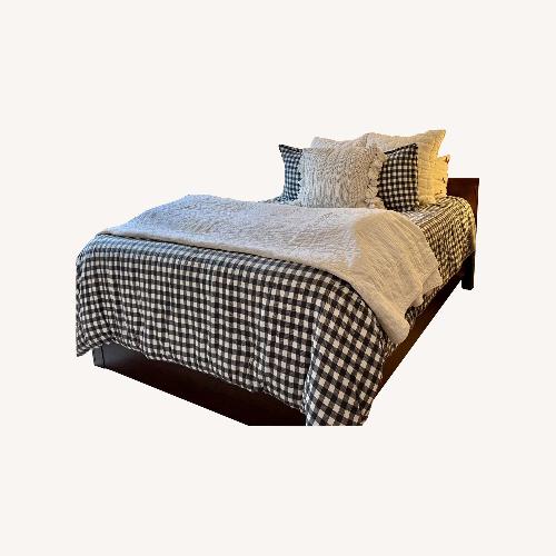 Used Sleep Number 2022; P5 Queen Bed for sale on AptDeco