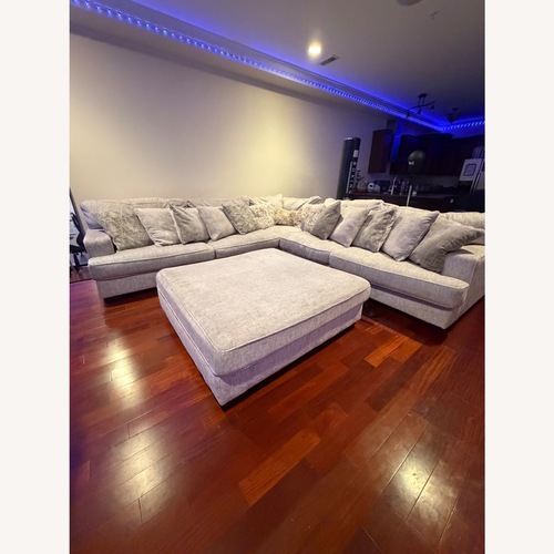 Used Contemporary Sectional Sofa for sale on AptDeco
