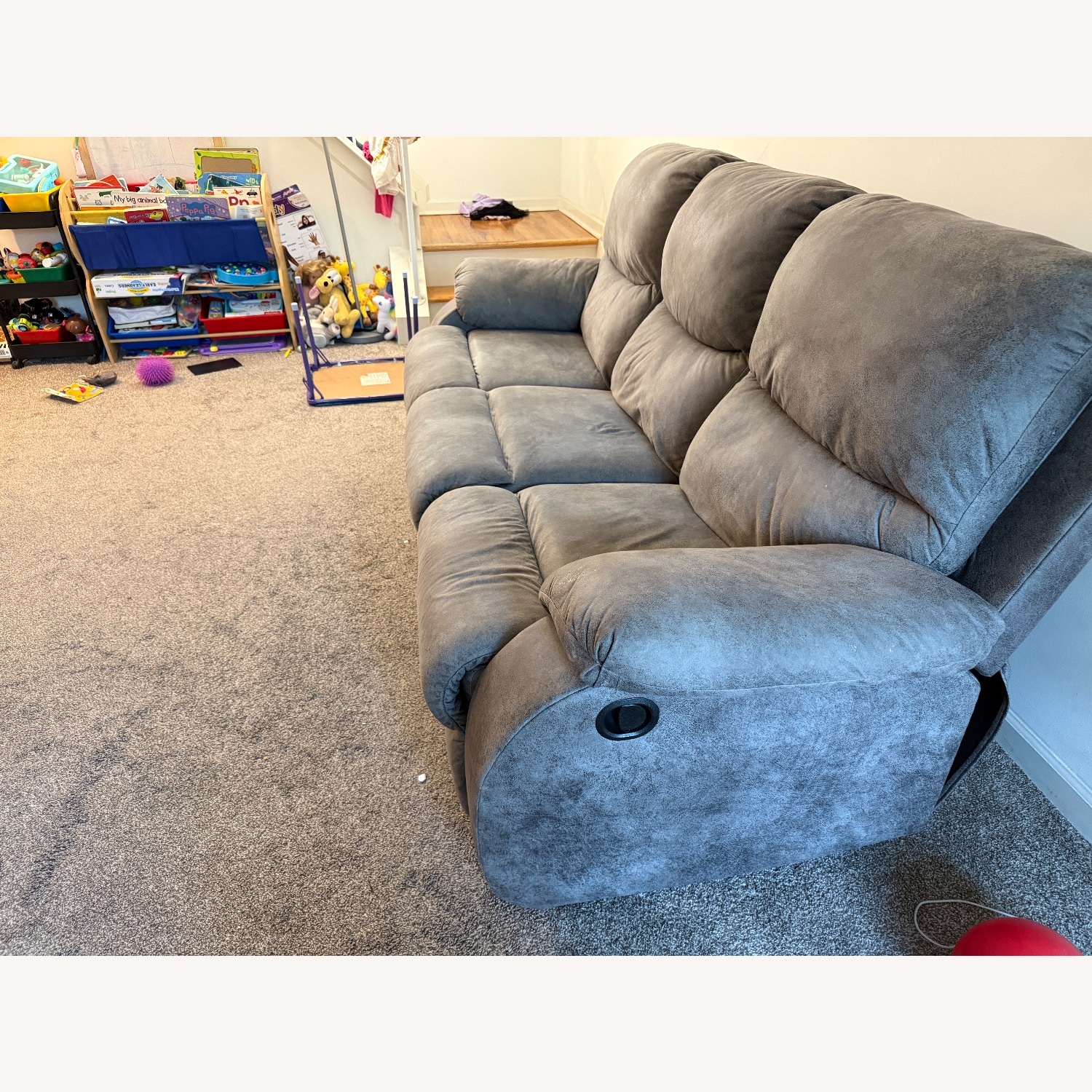 Ashley Furniture Scranto Light Gray Fabric 3+ Seater Sofa - image-3