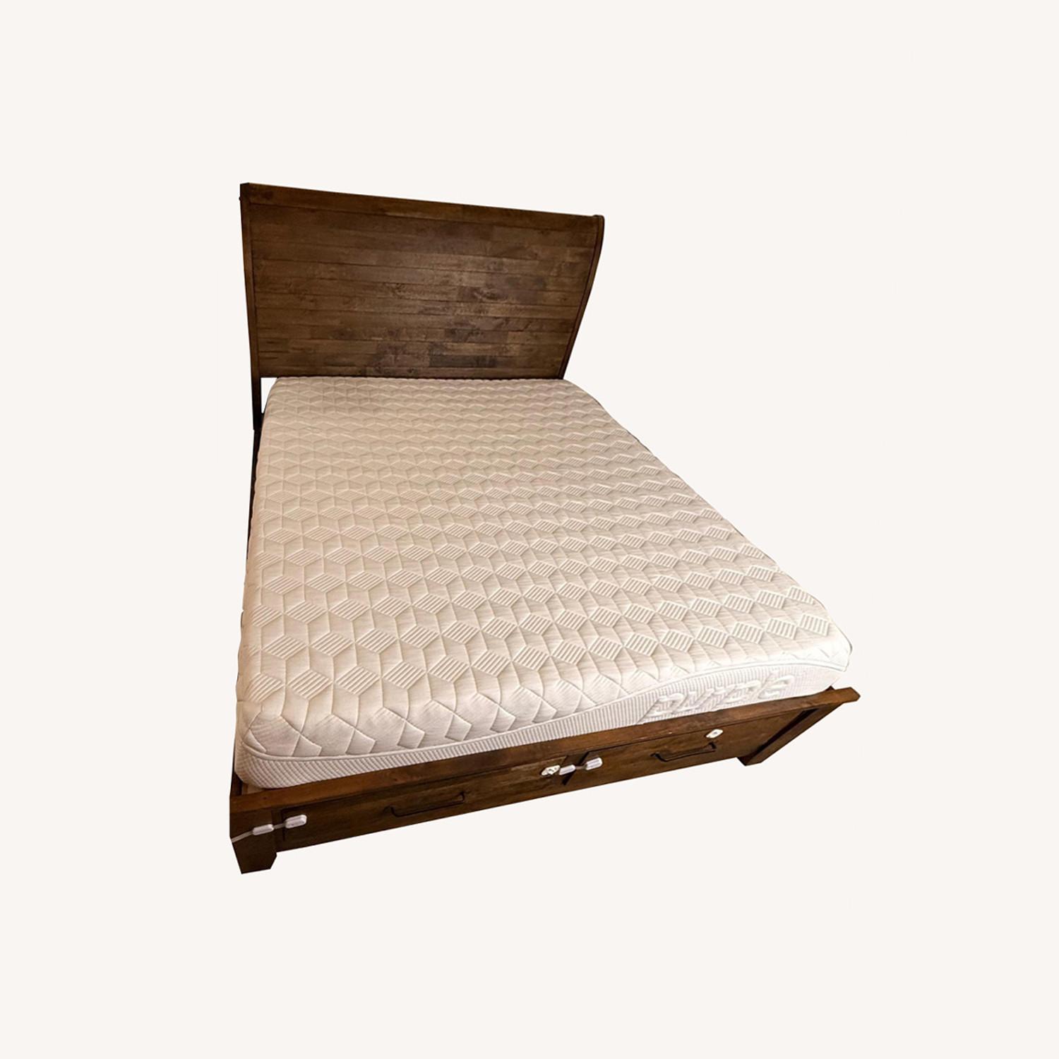 Queen Bed Set  - image-0