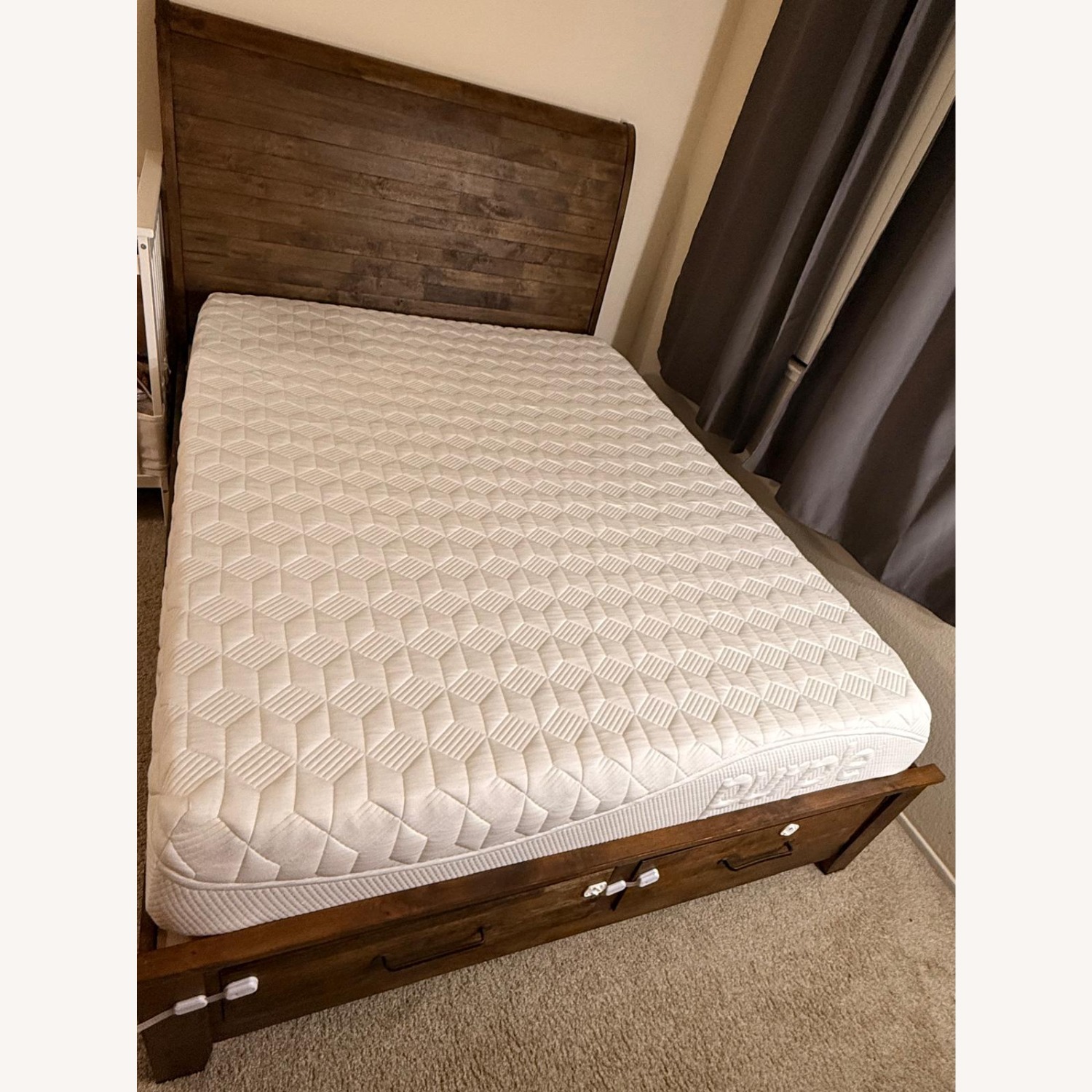 Queen Bed Set  - image-4