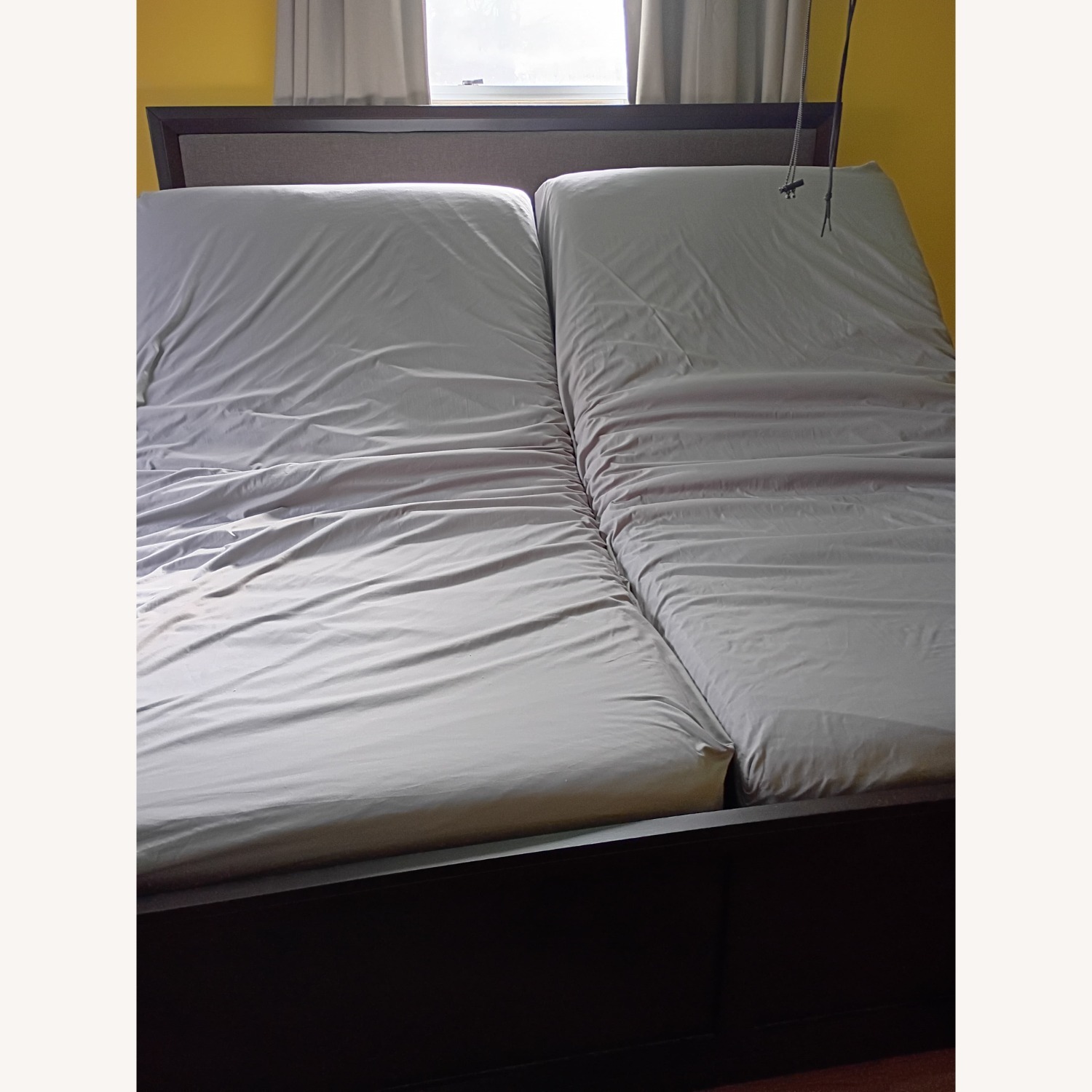 HelpFurniture Light Gray King Bed - image-1