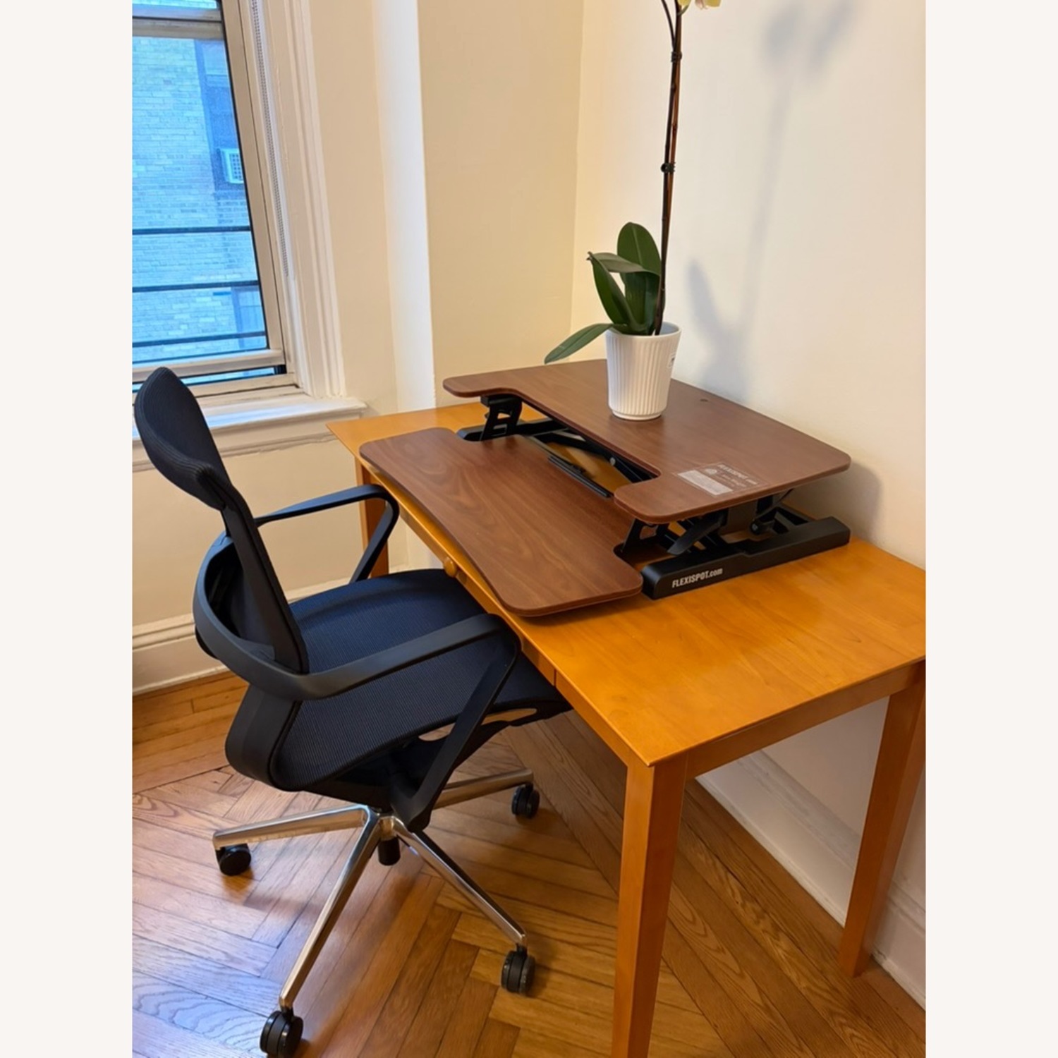 Black Office Chair - image-3