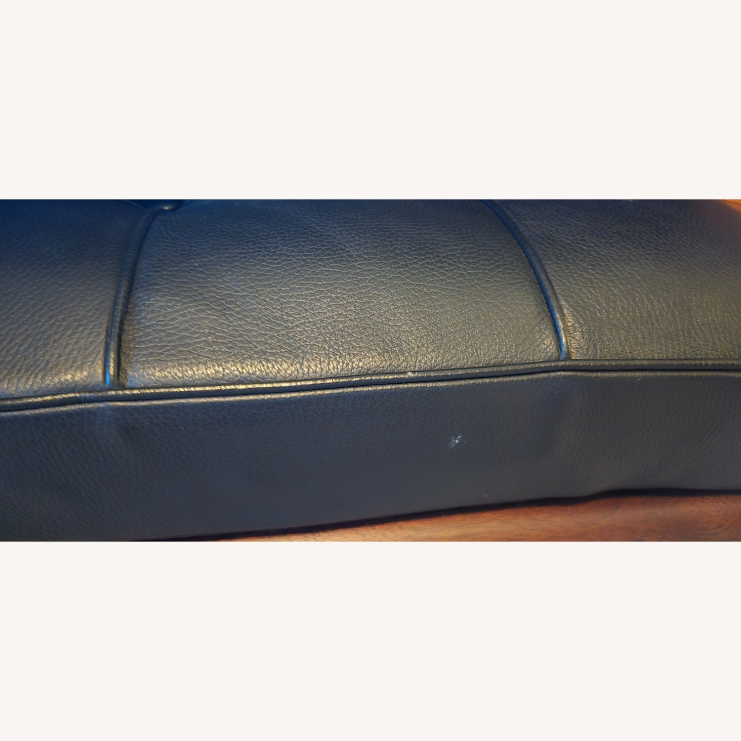 Knoll Barcelona Black Leather Daybed - image-11