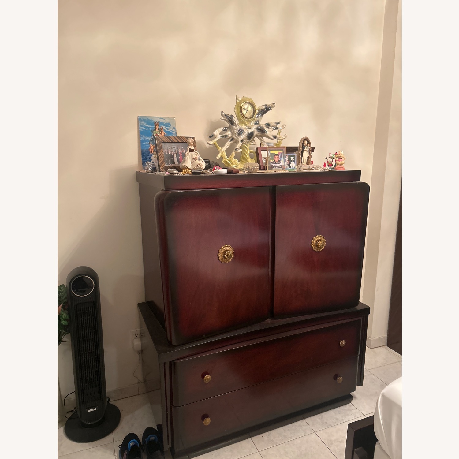 Bassett Armoire -Cherry Mahogany - image-1