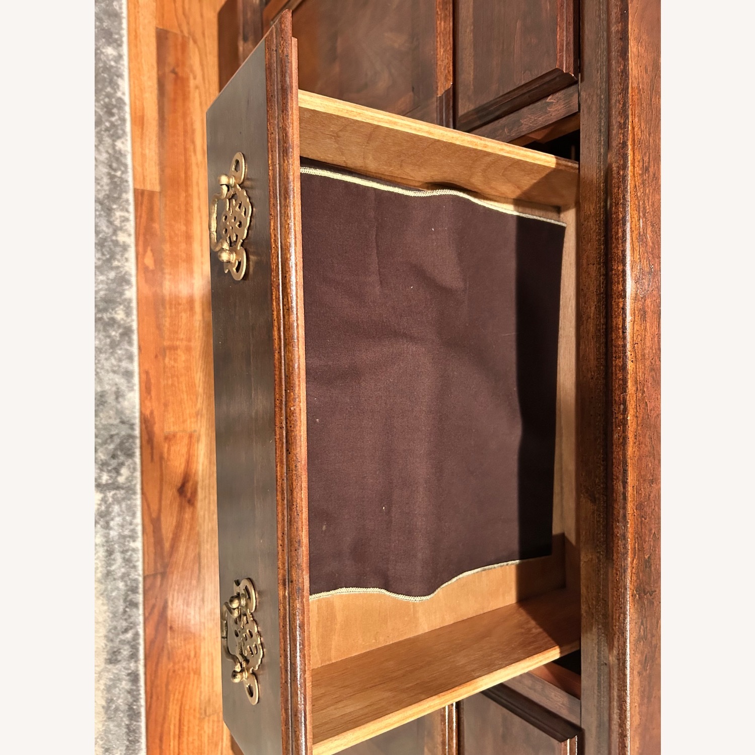 Vintage/Antique Dark Brown Sideboard - image-1