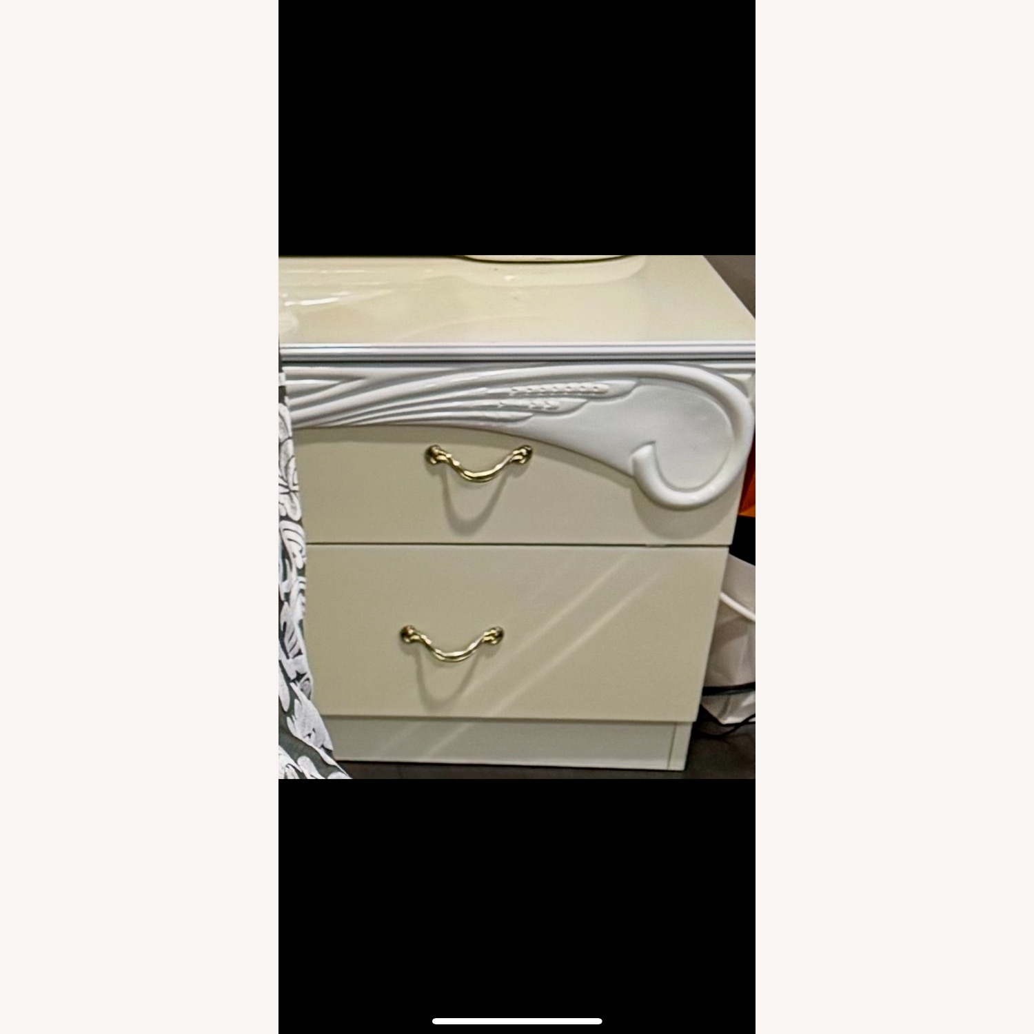 Italian Lacquer Style White Nightstand Set of (2) - image-1