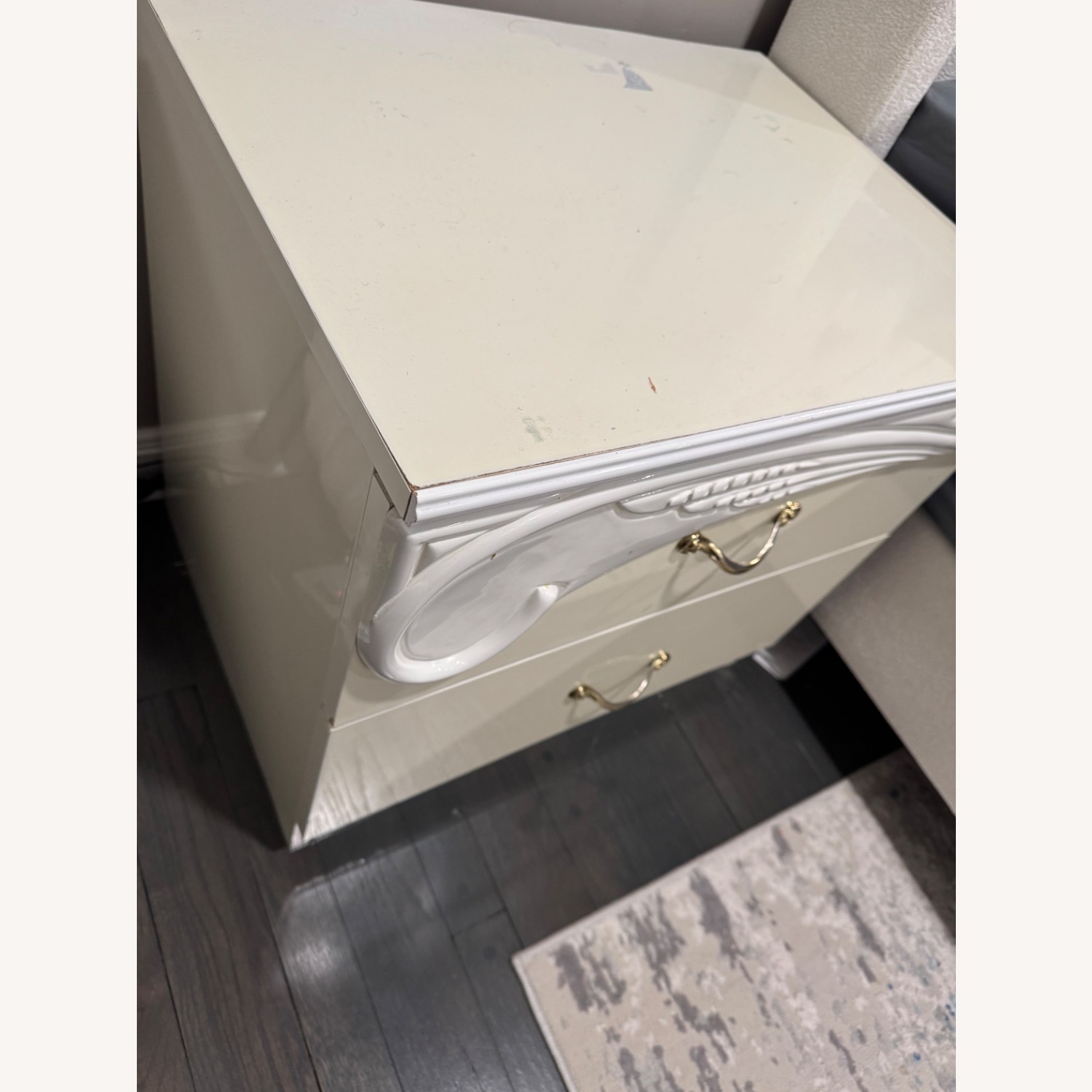 Italian Lacquer Style White Nightstand Set of (2) - image-3