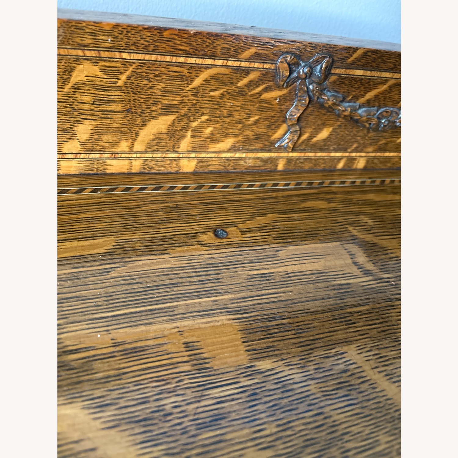 Oak Hand Carved Inlaid Wood - image-4