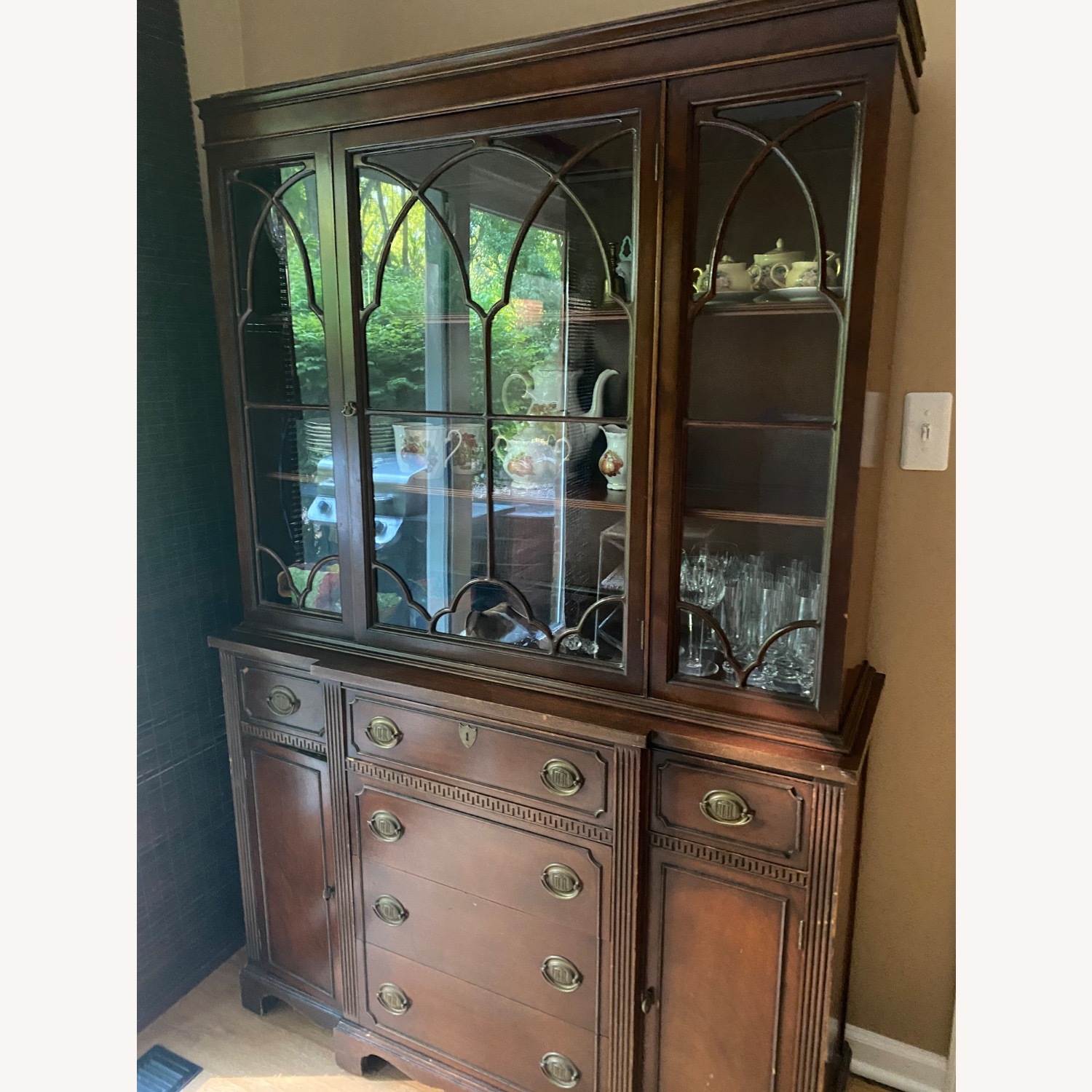 China Cabinet - image-0