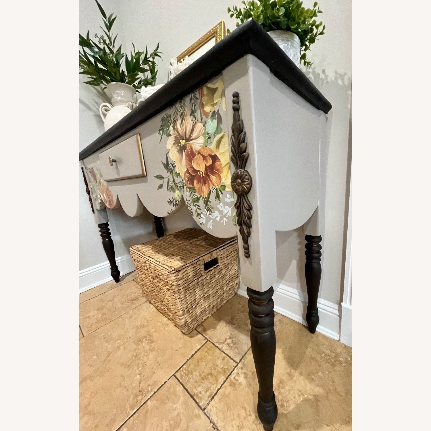 Lexington Furniture Wood Sideboard - image-5