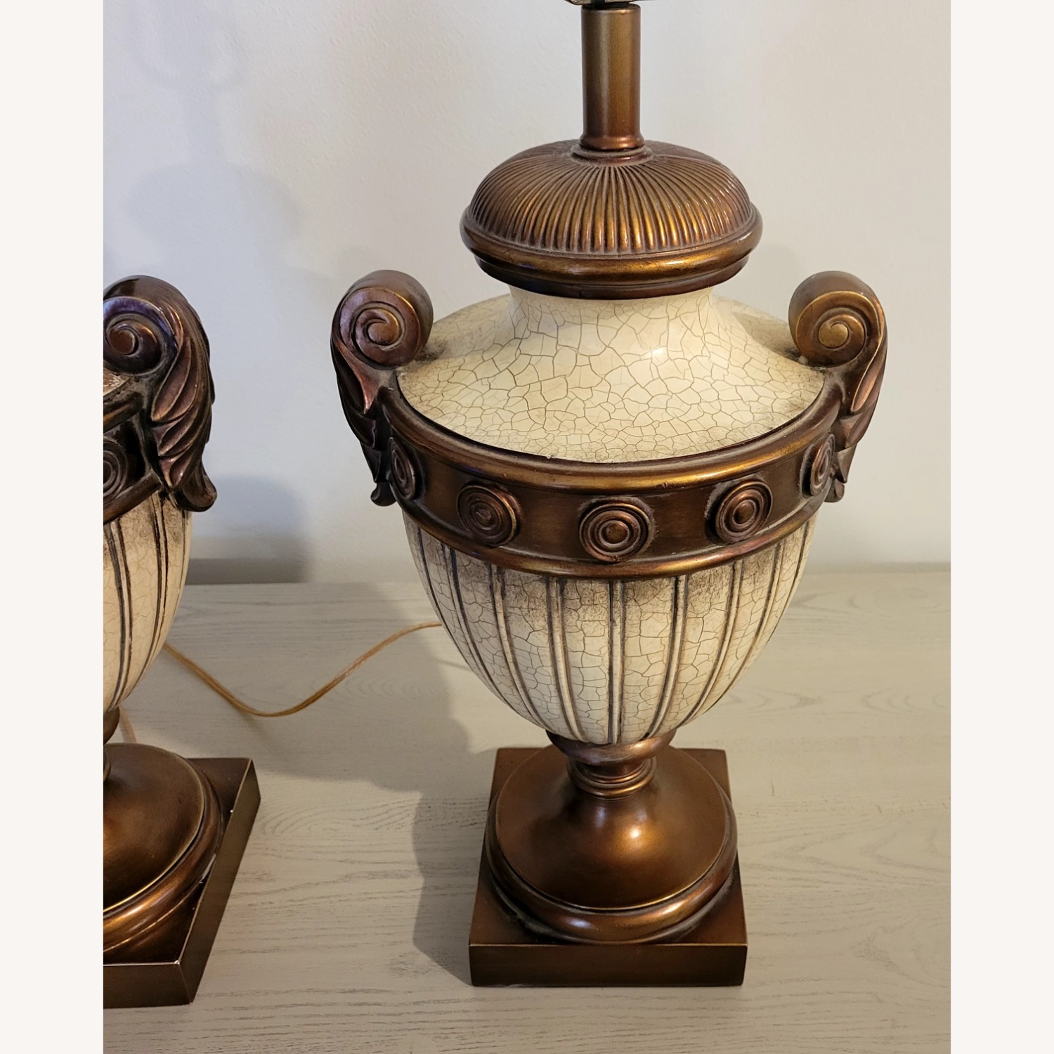 Vintage Pair of Table Lamp  - image-6