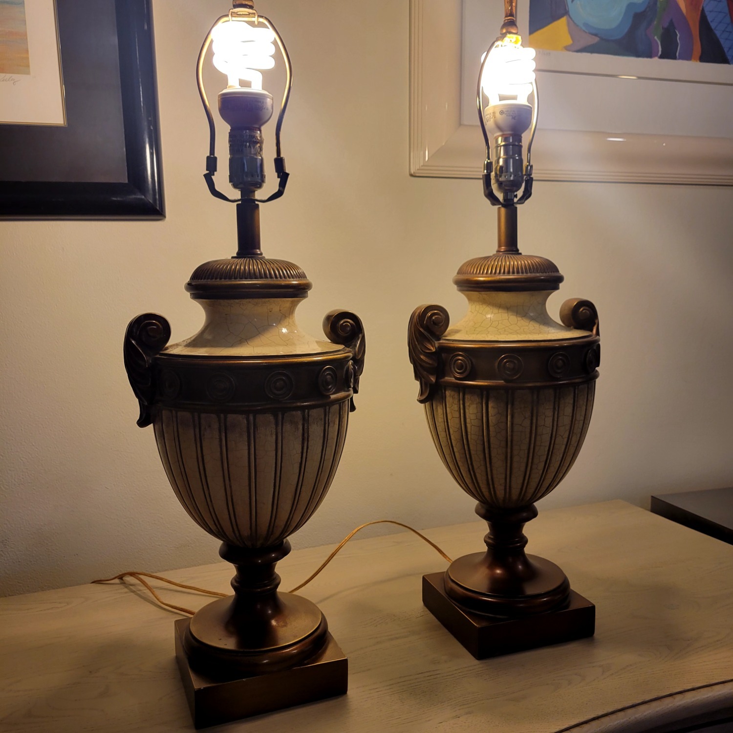Vintage Pair of Table Lamp  - image-3