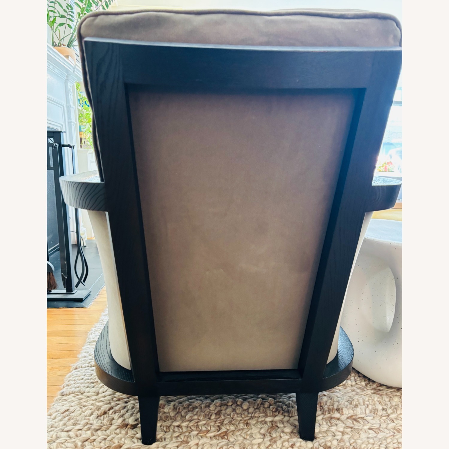 Pair of Velvet Club Lounge Chairs by Holly Hunt - image-5