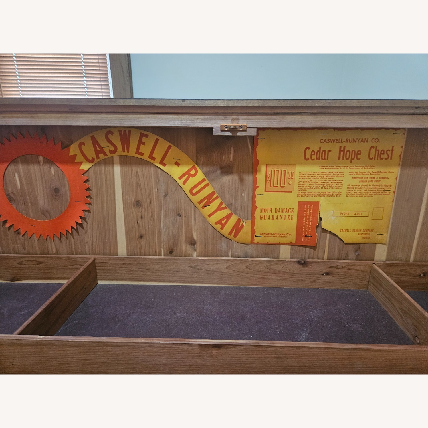 Caswell-Runyan Cedar Hope Chest 1930-1940 - image-7