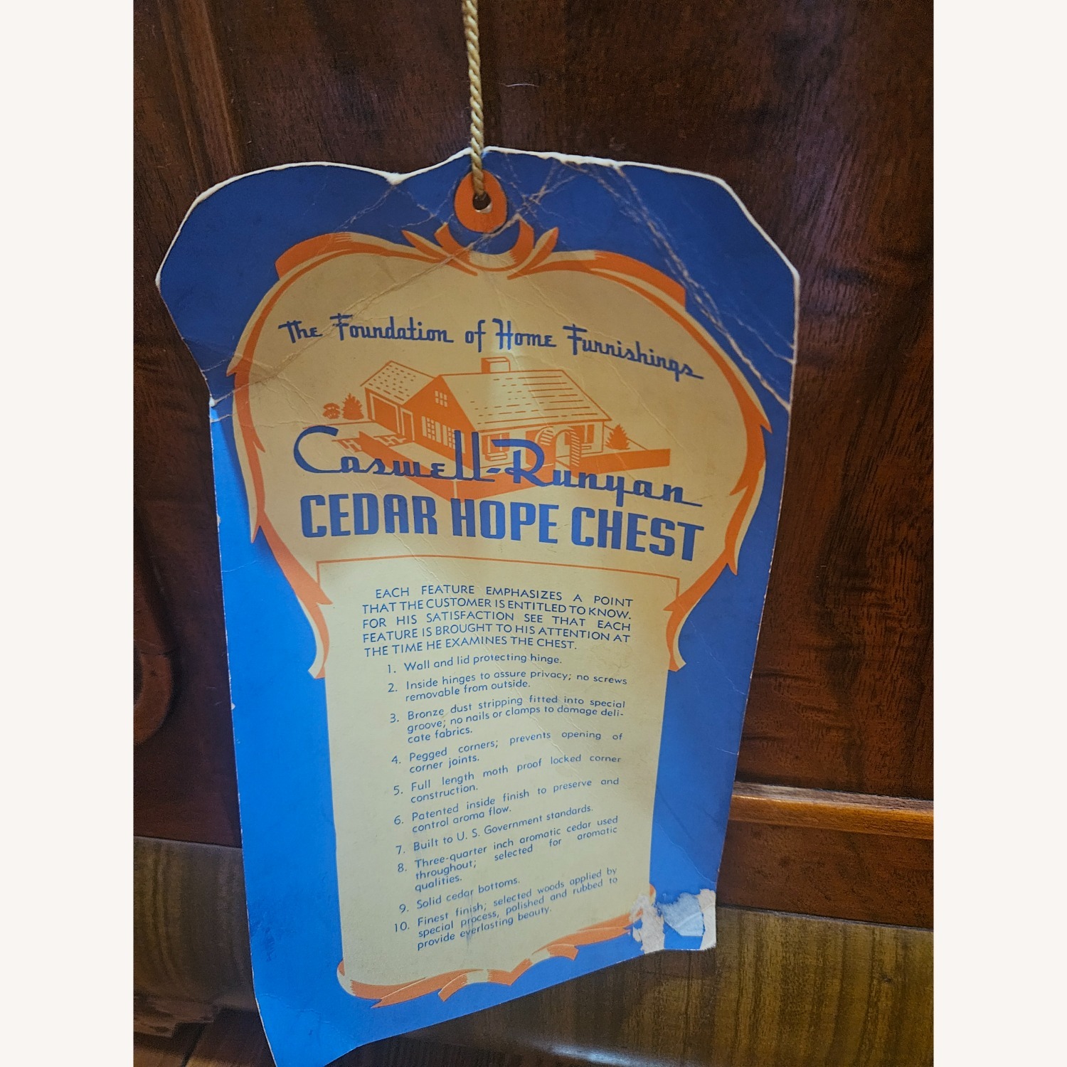 Caswell-Runyan Cedar Hope Chest 1930-1940 - image-9