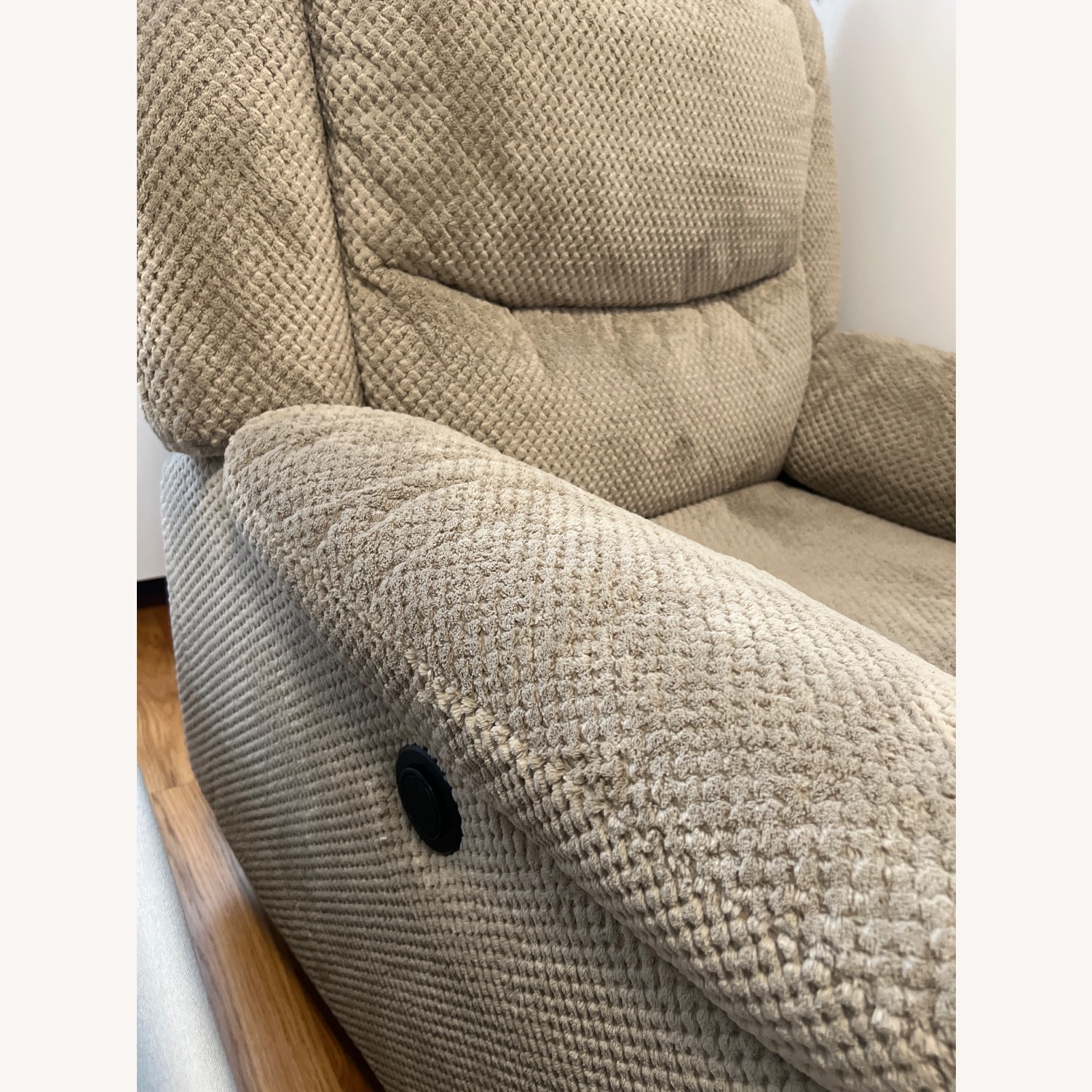 Serta Natural Fabric Recliner - image-3