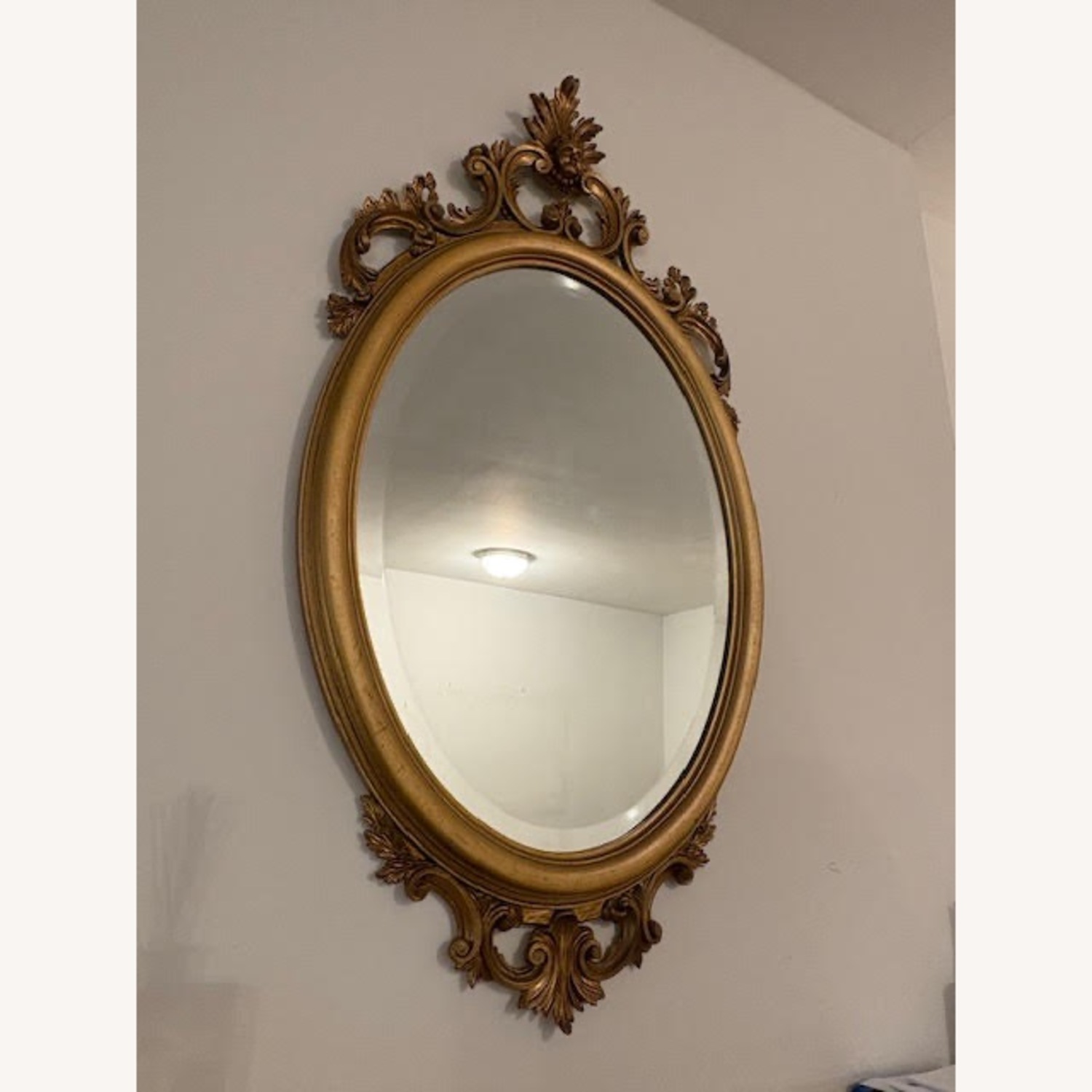 Ornate Baroque-Style Oval Wall Mirror Vintage Gilt - image-1