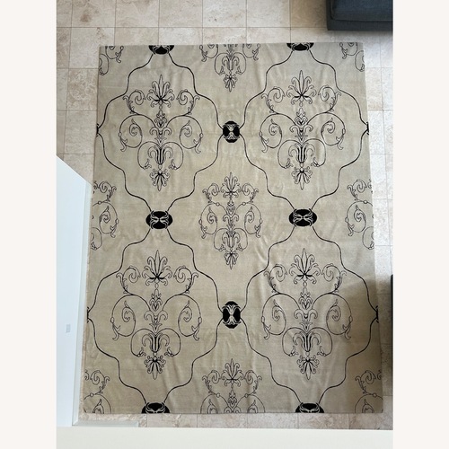 Used Madison Lily Nepalese Area Rug for sale on AptDeco