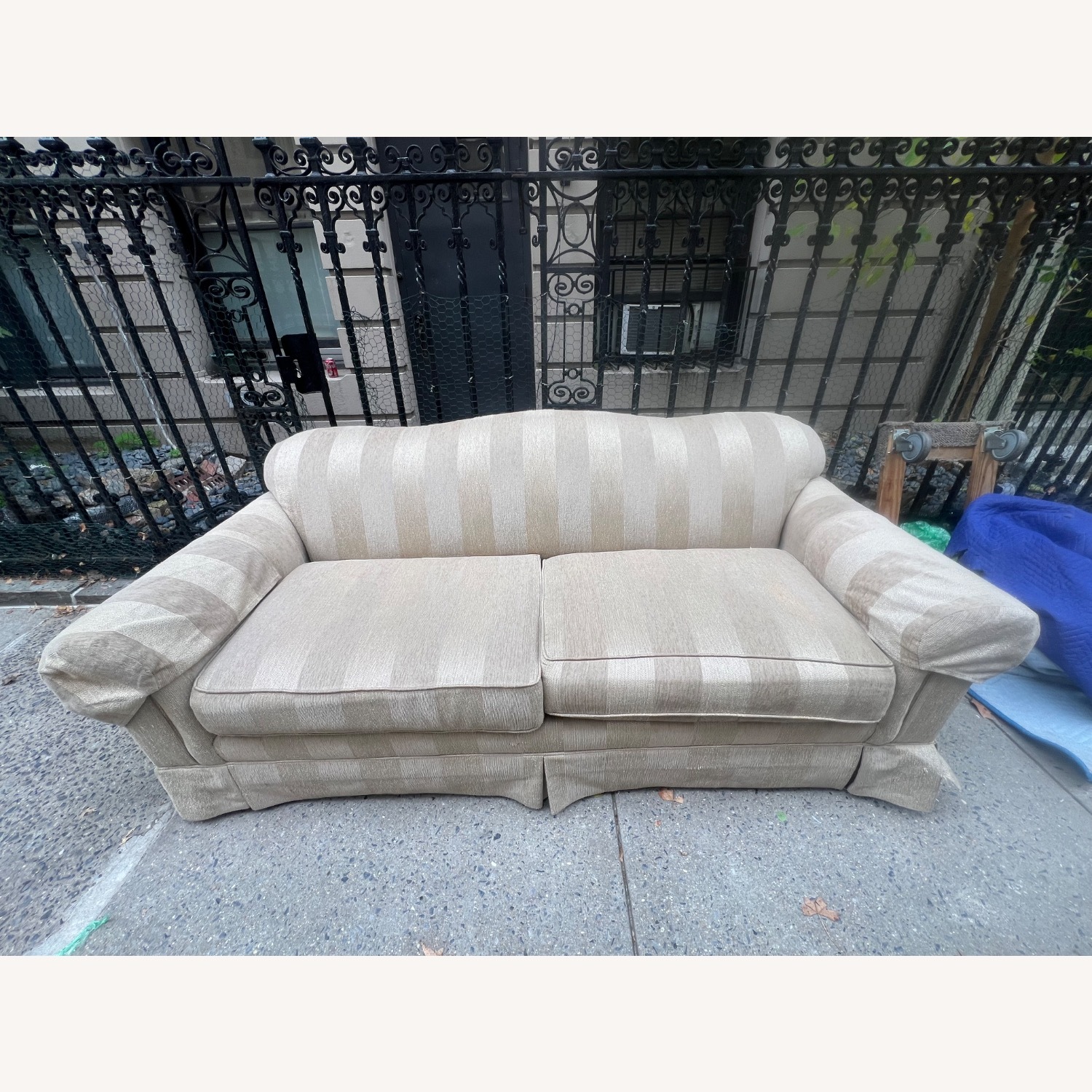 American Drexel Heritage 3 Seat Sofa - image-1