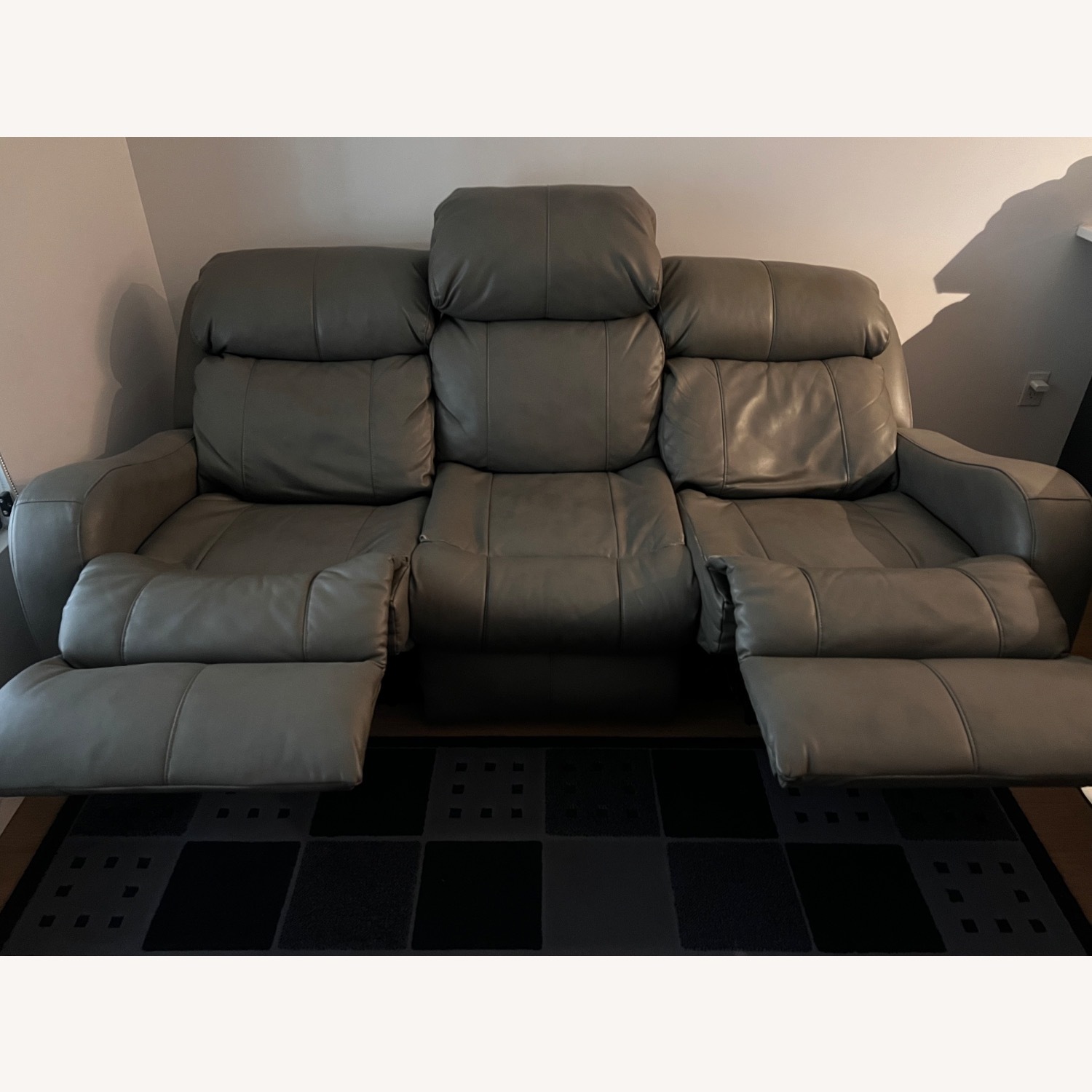 Havertys Kobe Gray 3 Seater Power Recliner Sofa - image-4