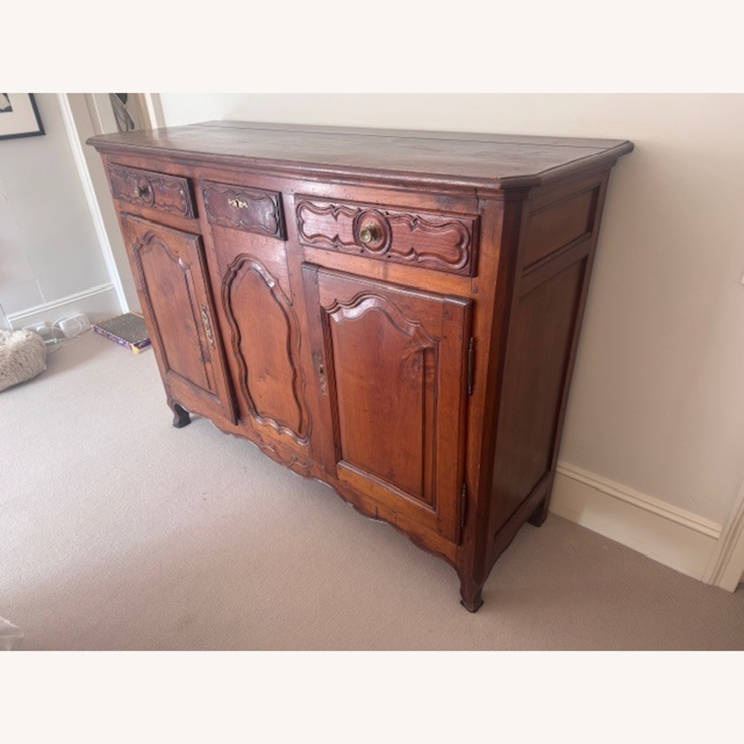 Early Louis XV Walnut Commode - image-3