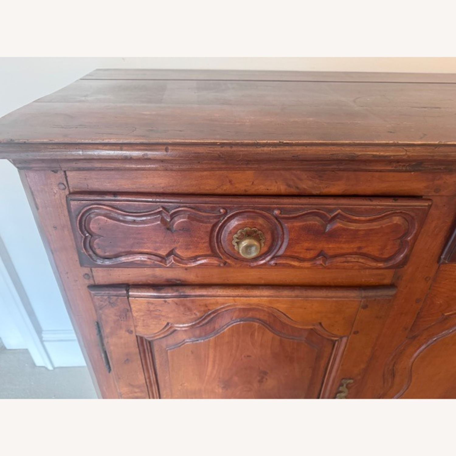 Early Louis XV Walnut Commode - image-5