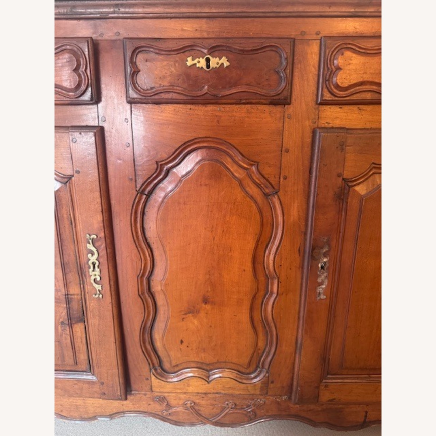 Early Louis XV Walnut Commode - image-4