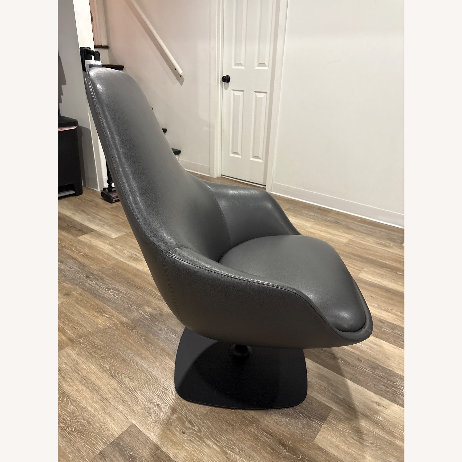 Bernhardt Swivel Chair - image-3