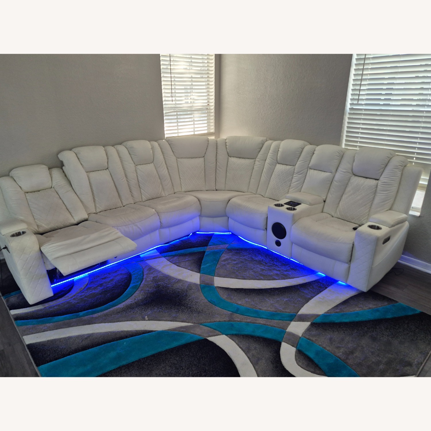 Zara Home White Leather 3+ Piece Sectional - image-8