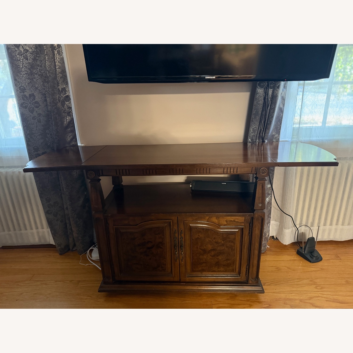 Vintage/Antique Finds Dark Brown Wood Dining Sets - image-3