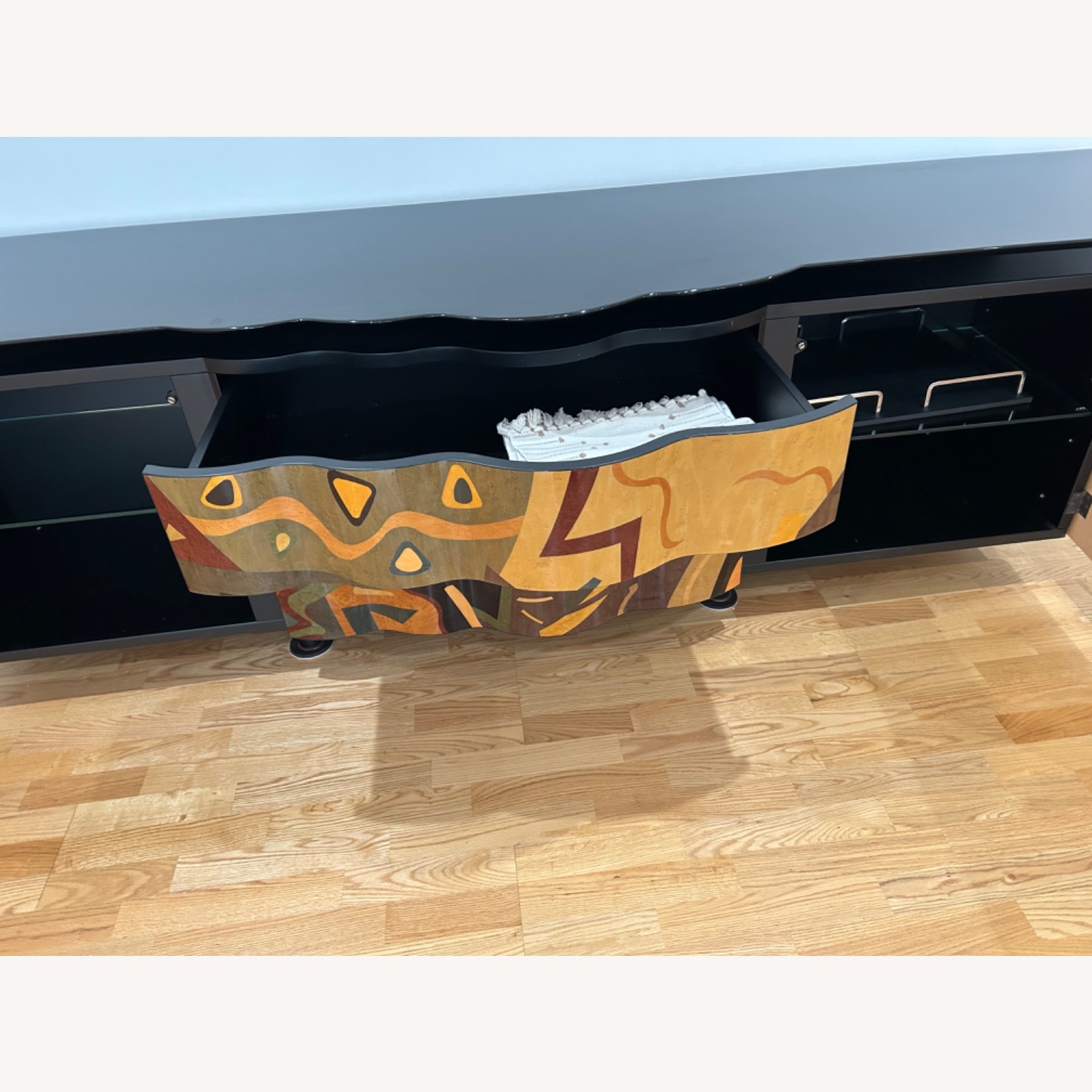 Vintage/Antique Sideboard - image-5